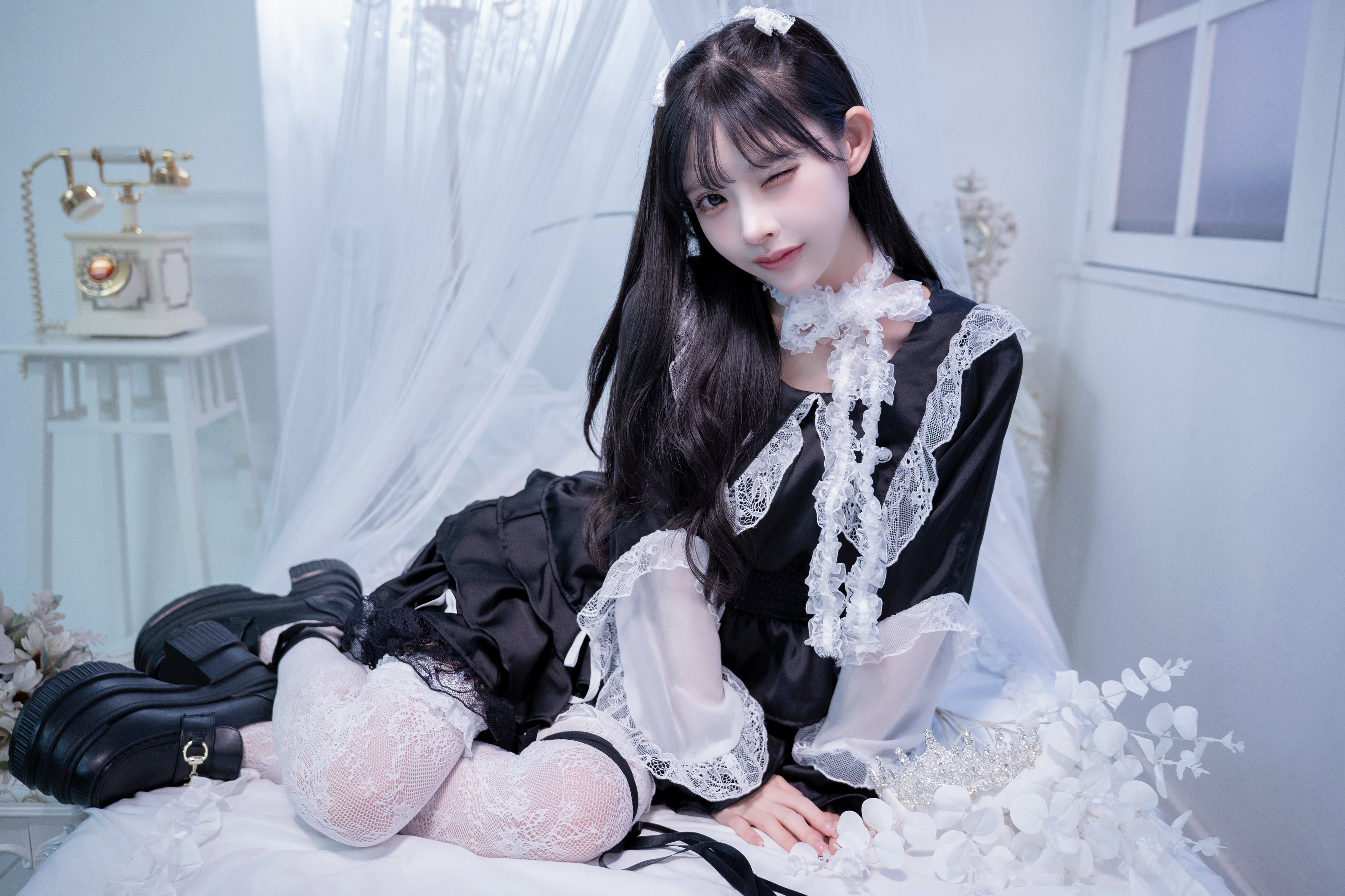 doll button frill skirt black