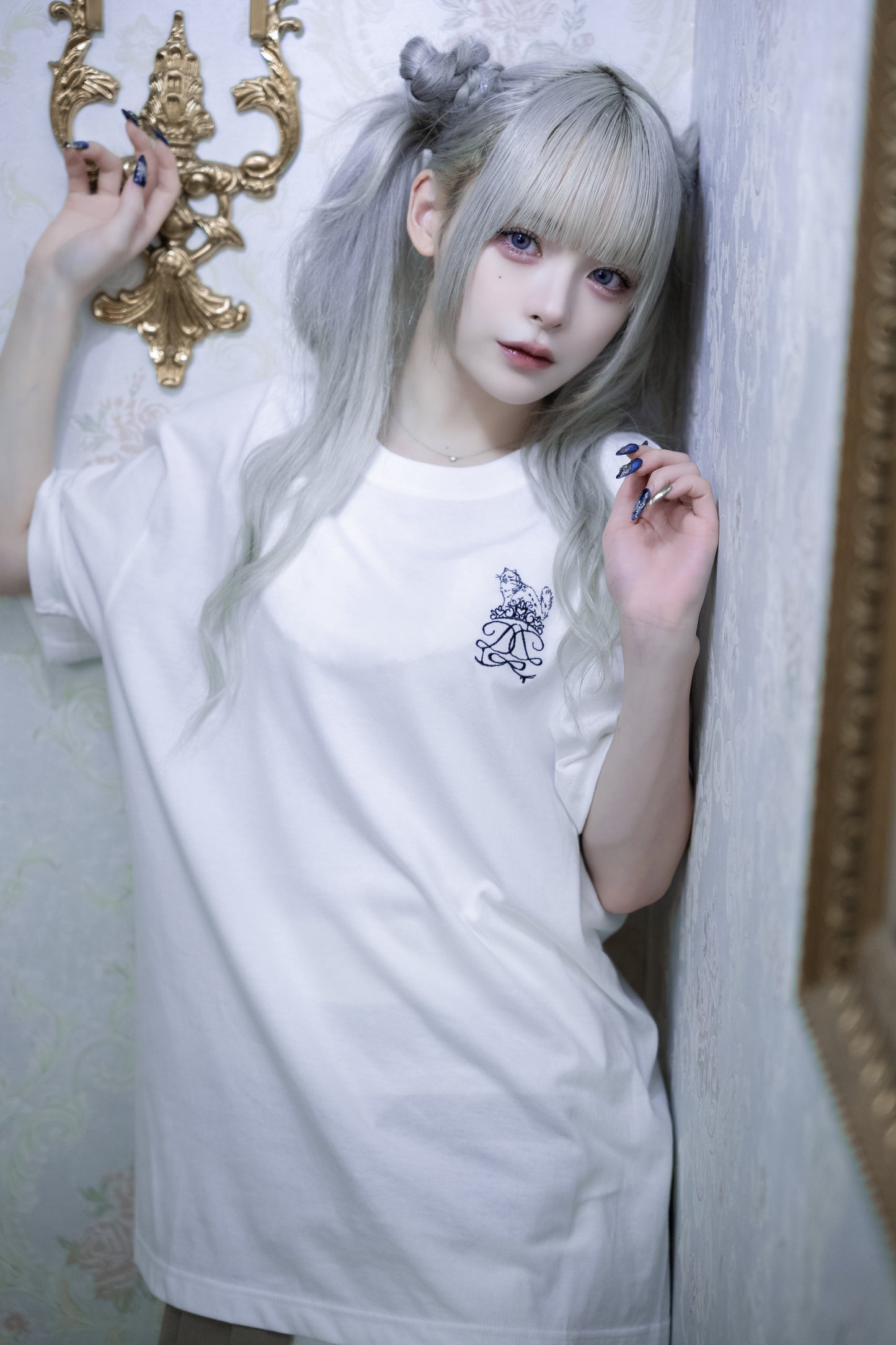 1st anniversary cat Tee white