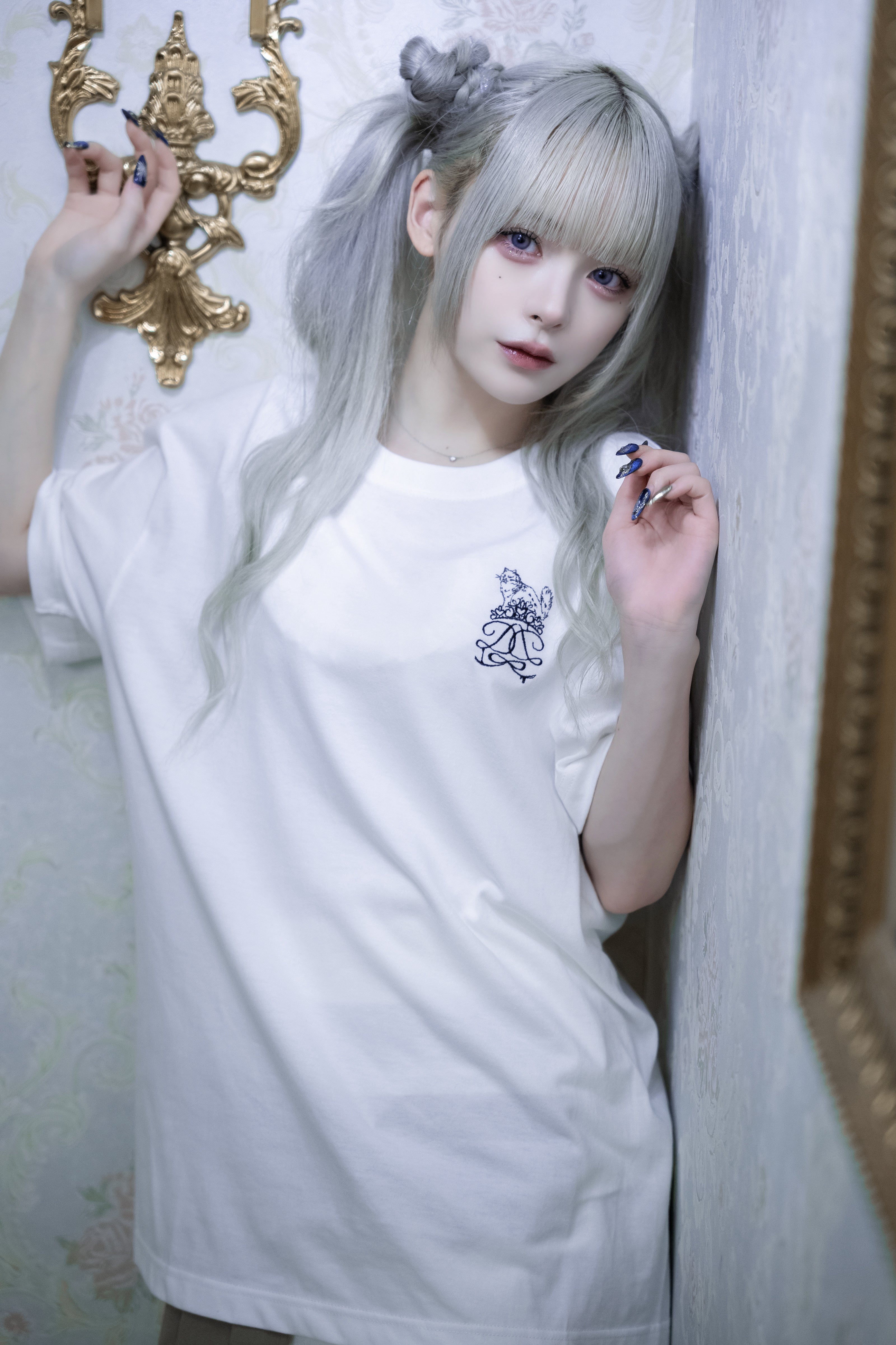 1st anniversary cat Tee white