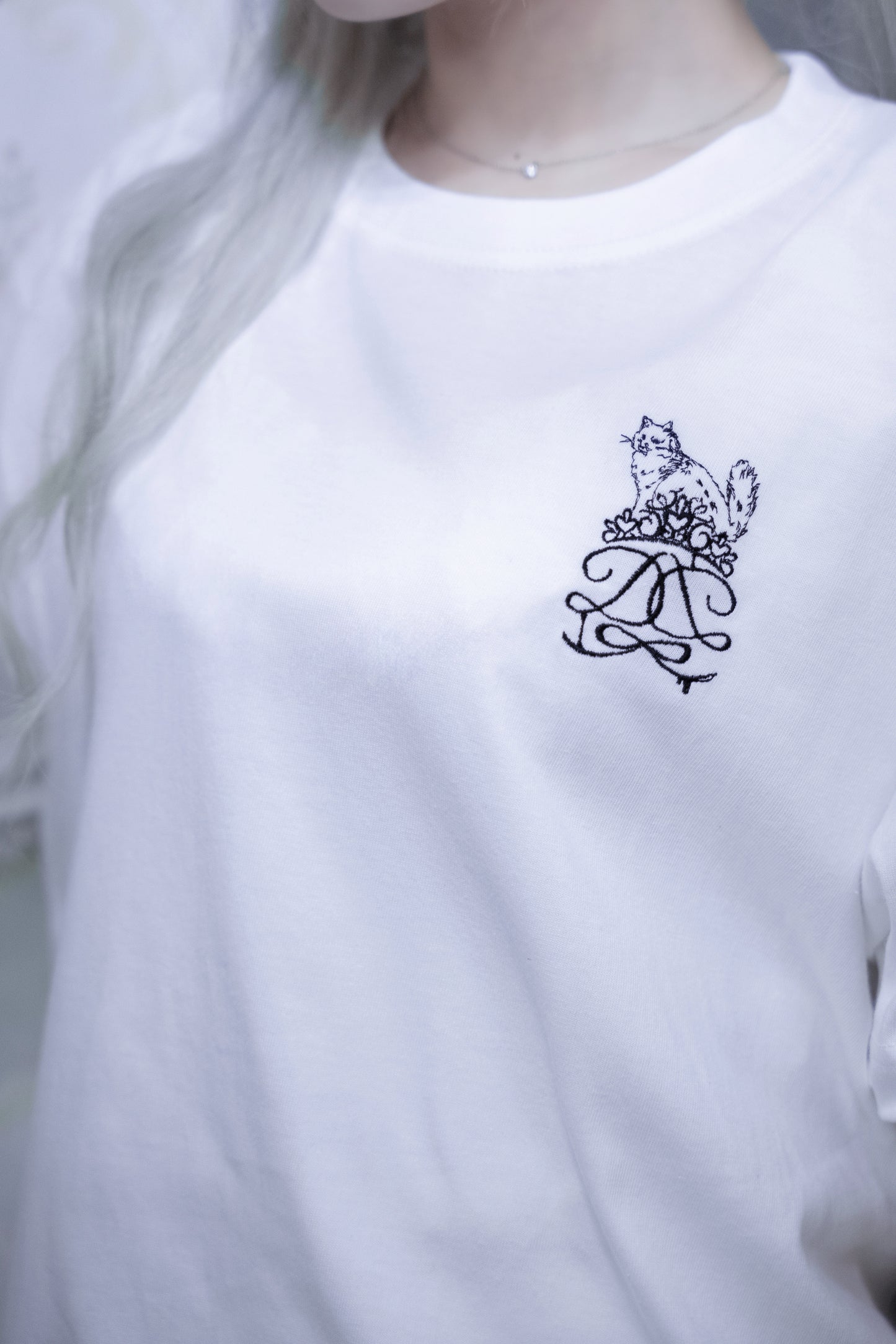 1st anniversary cat Tee white