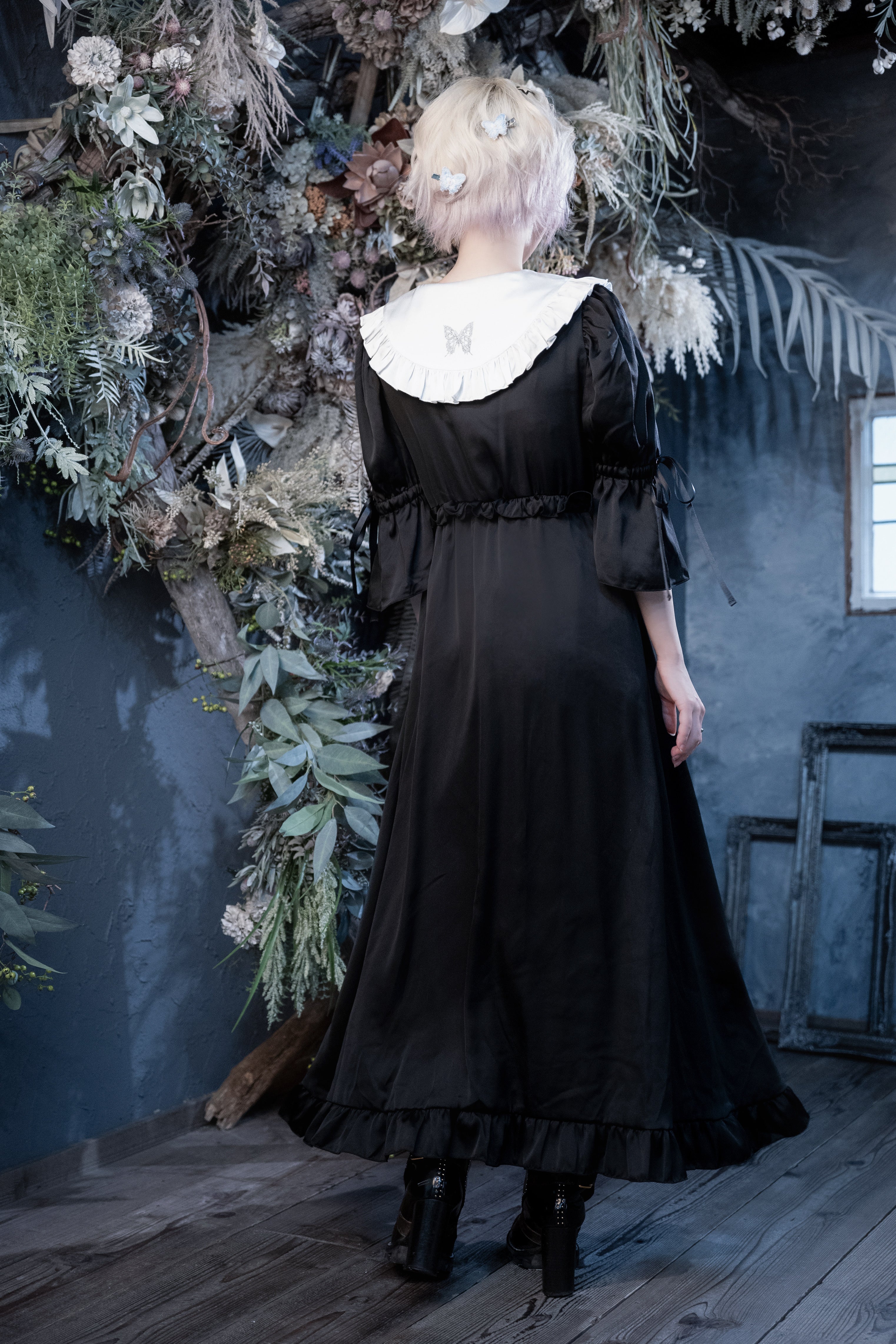 maid doll one-piece black