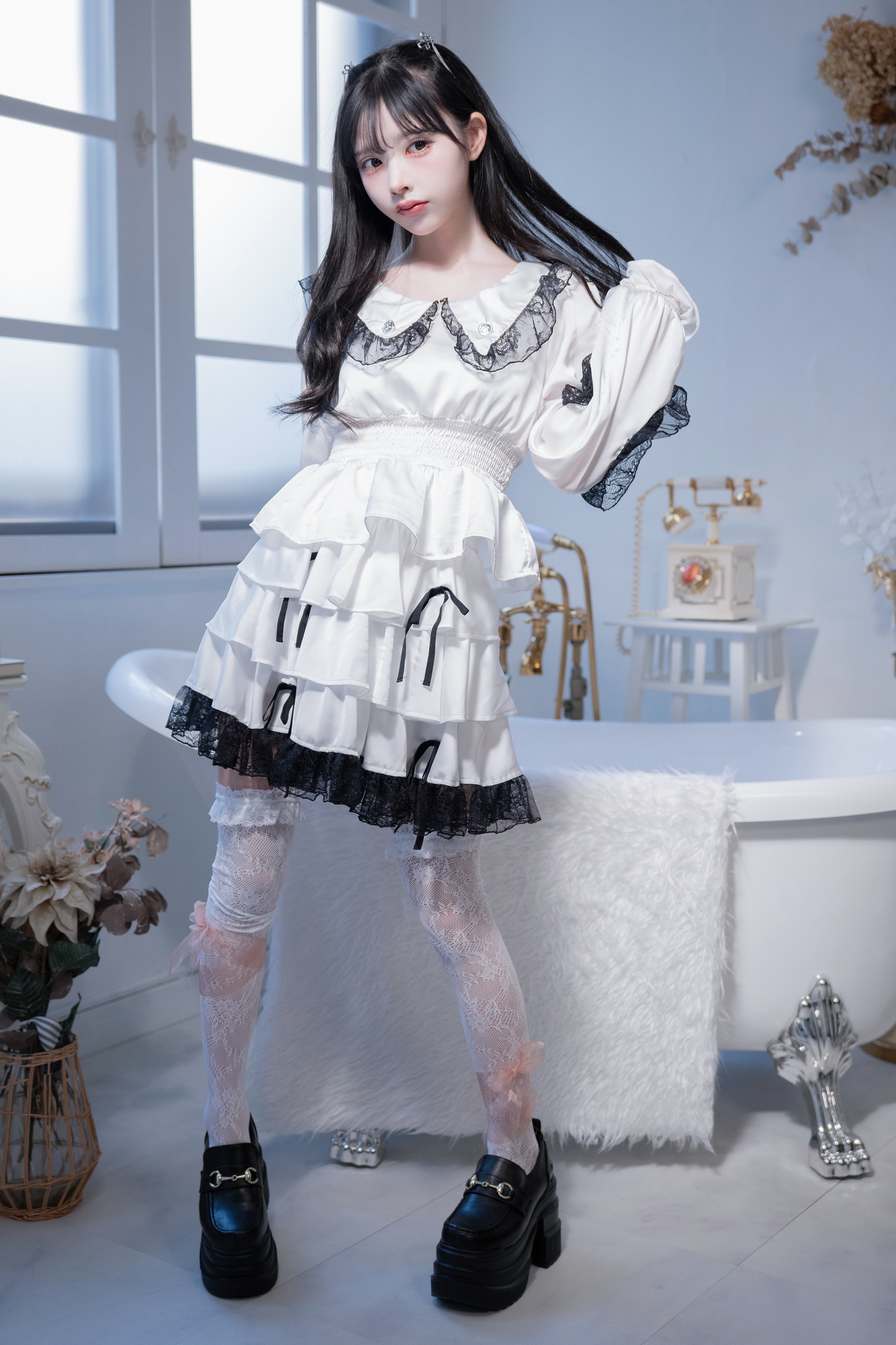 doll button frill skirt white