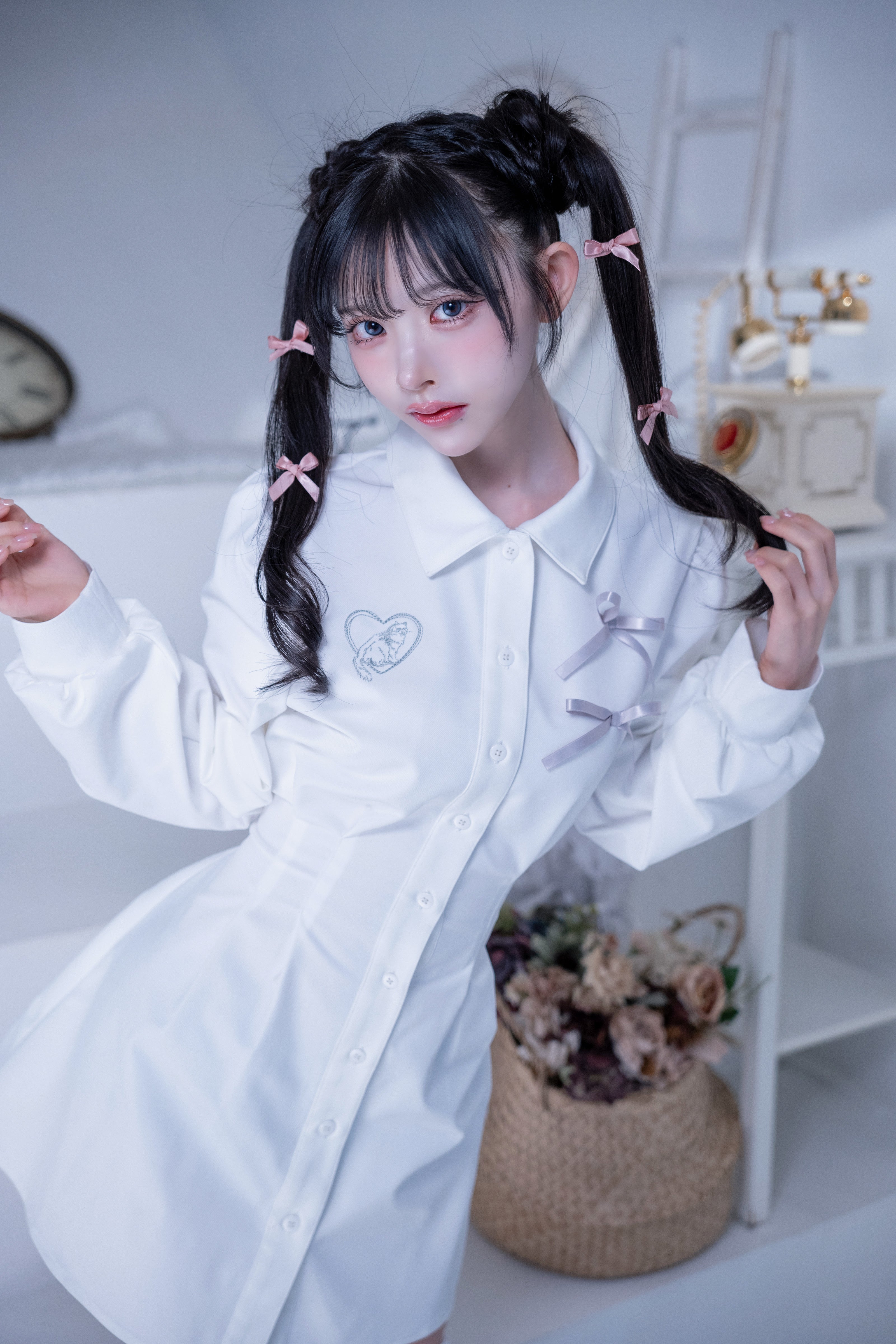 doll cat shirt onepiece white