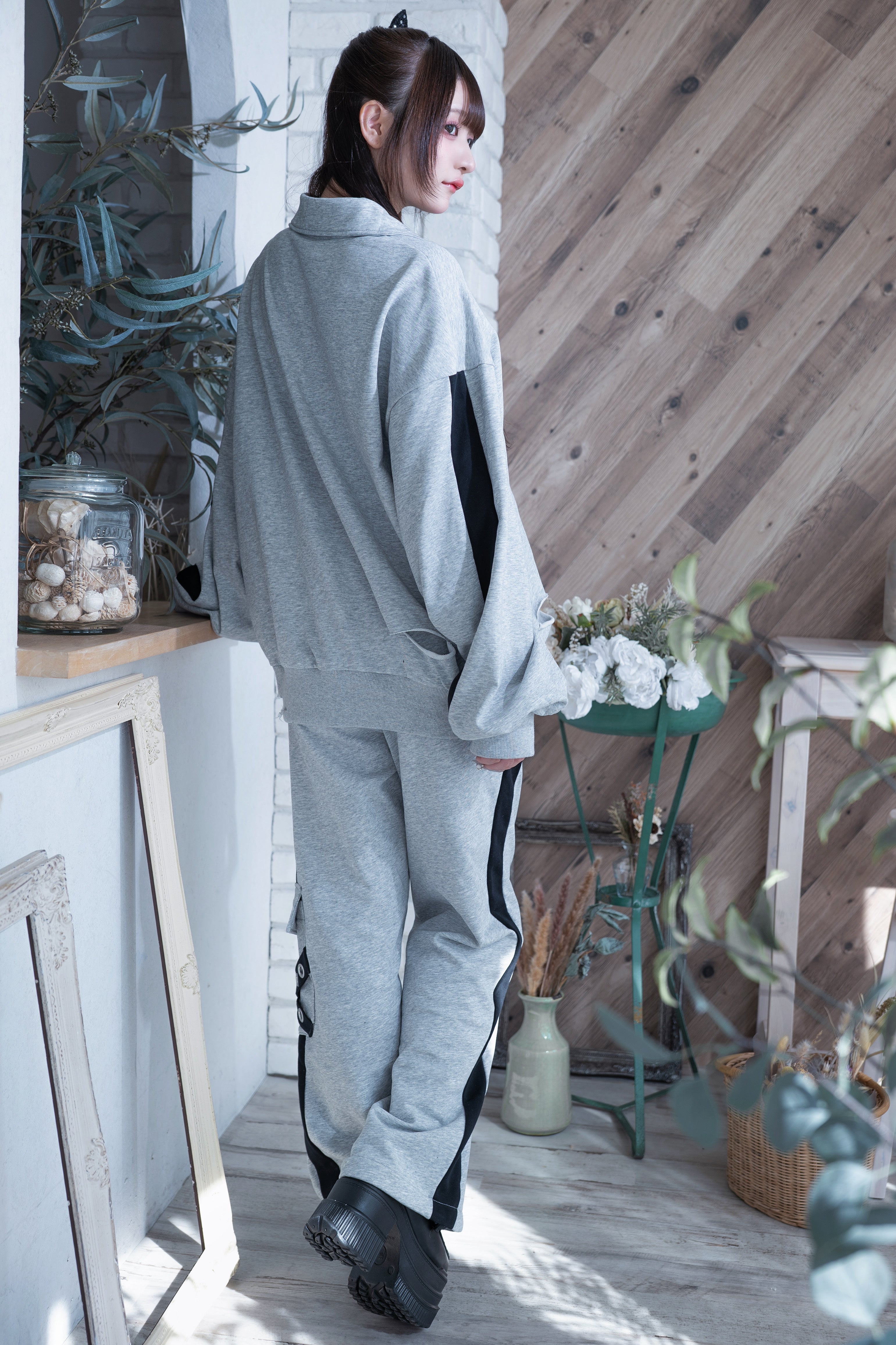 dd cat thorny sweat setup gray