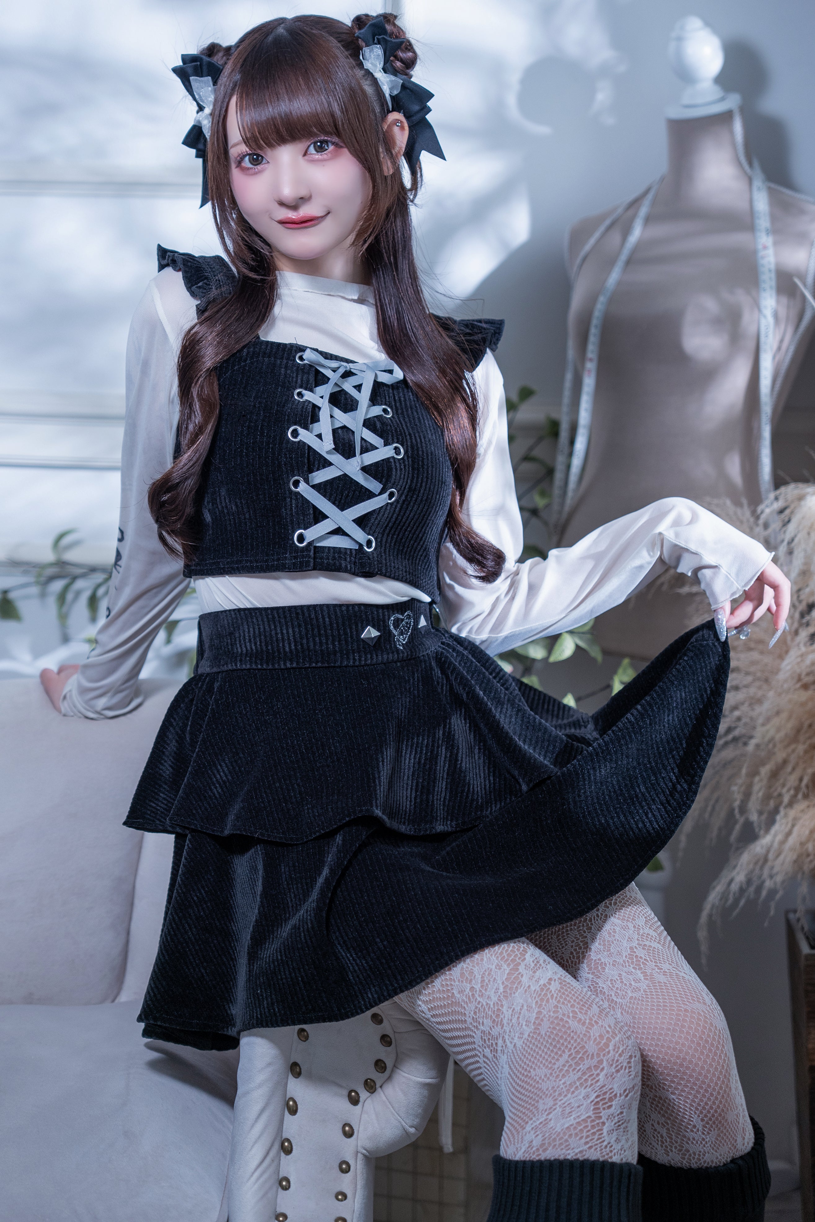 frill knit setup black