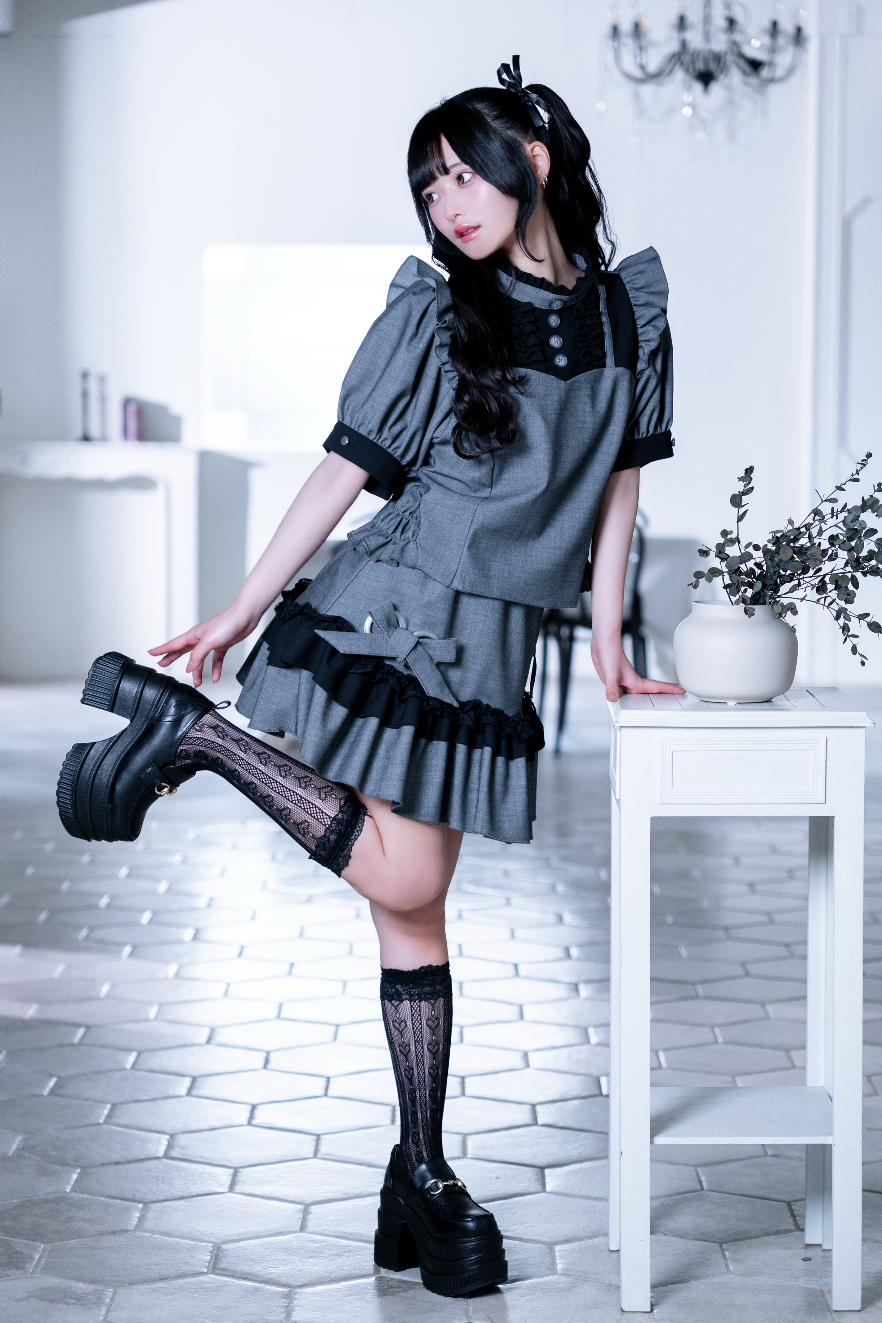 doll maid setup gray