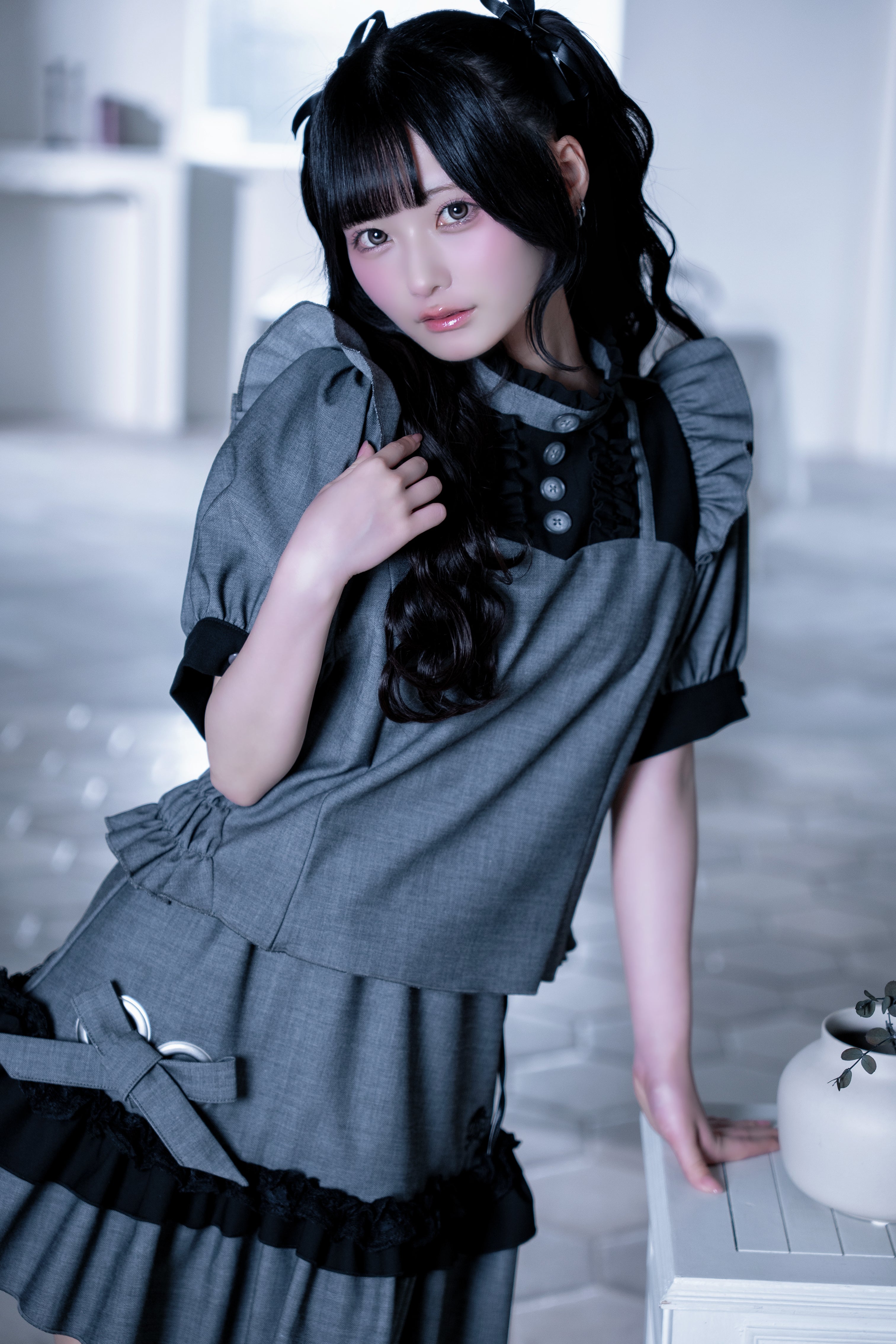 doll maid setup gray