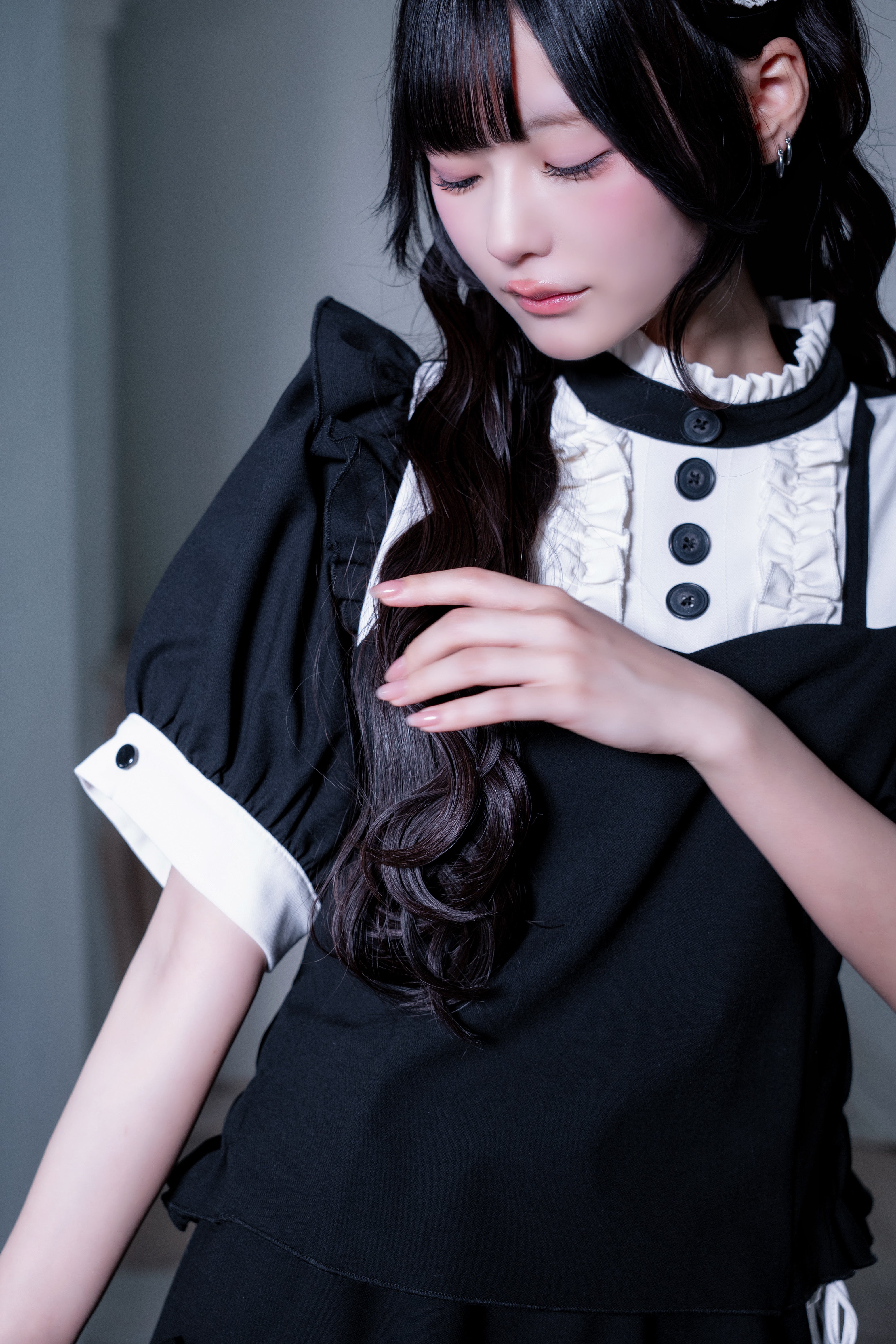 doll maid setup black