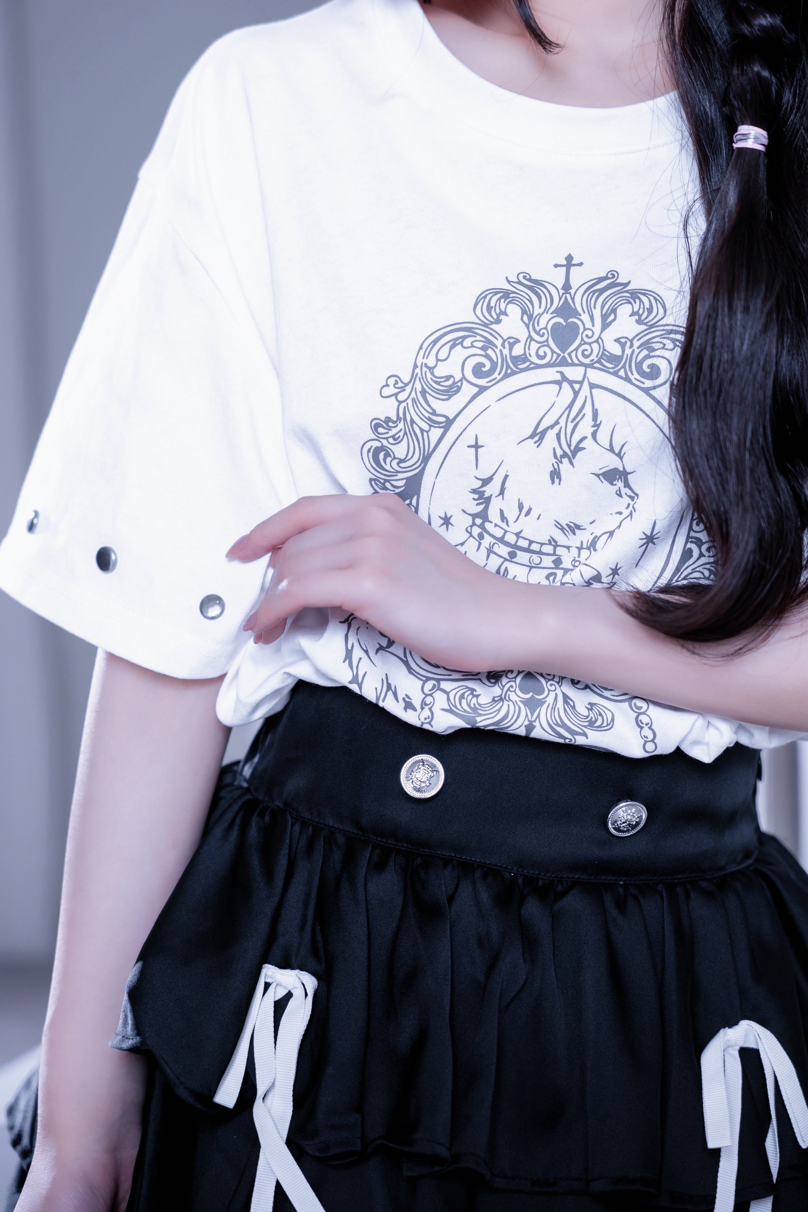 dd cat art studs Tee white