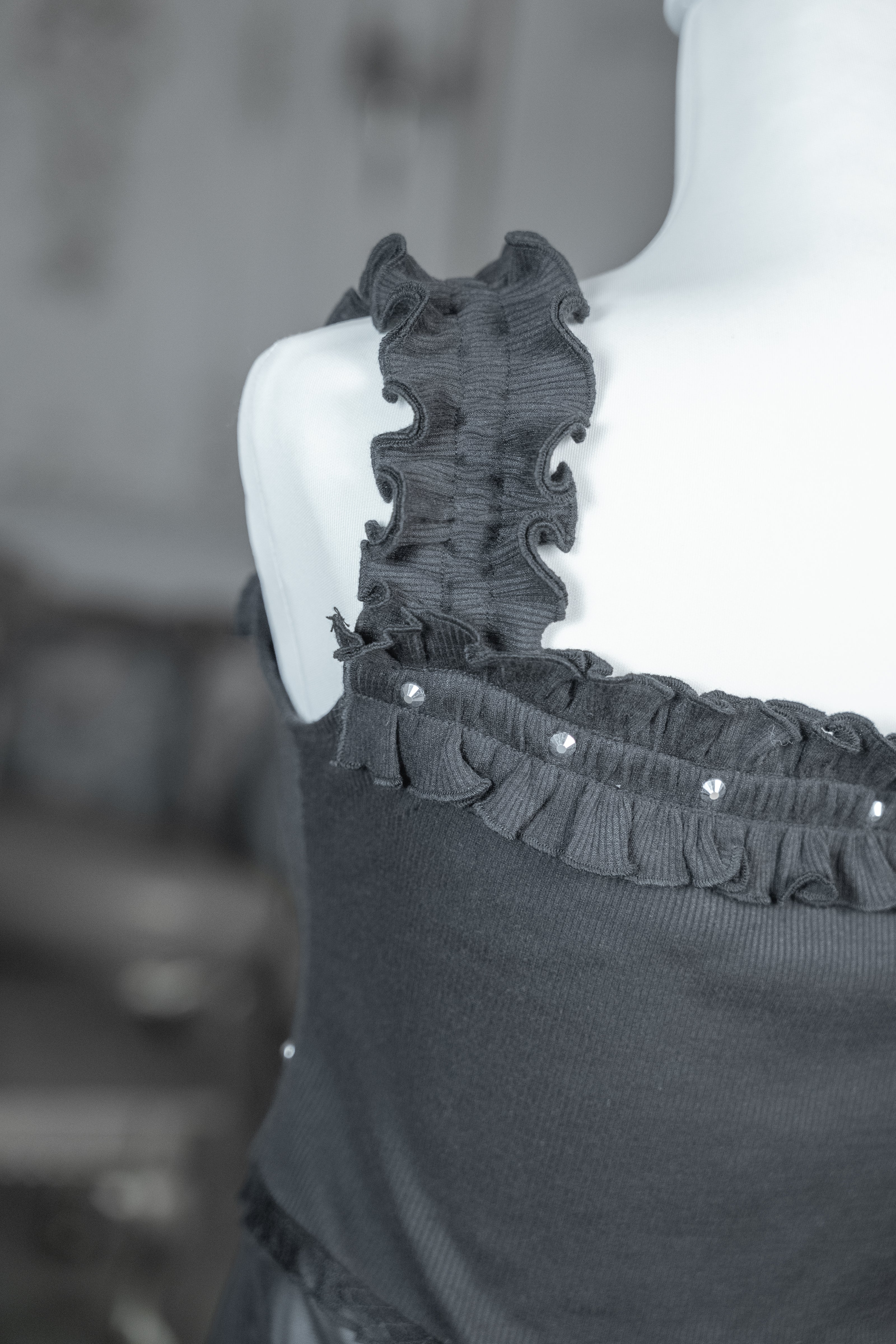 frill sheer camisole black