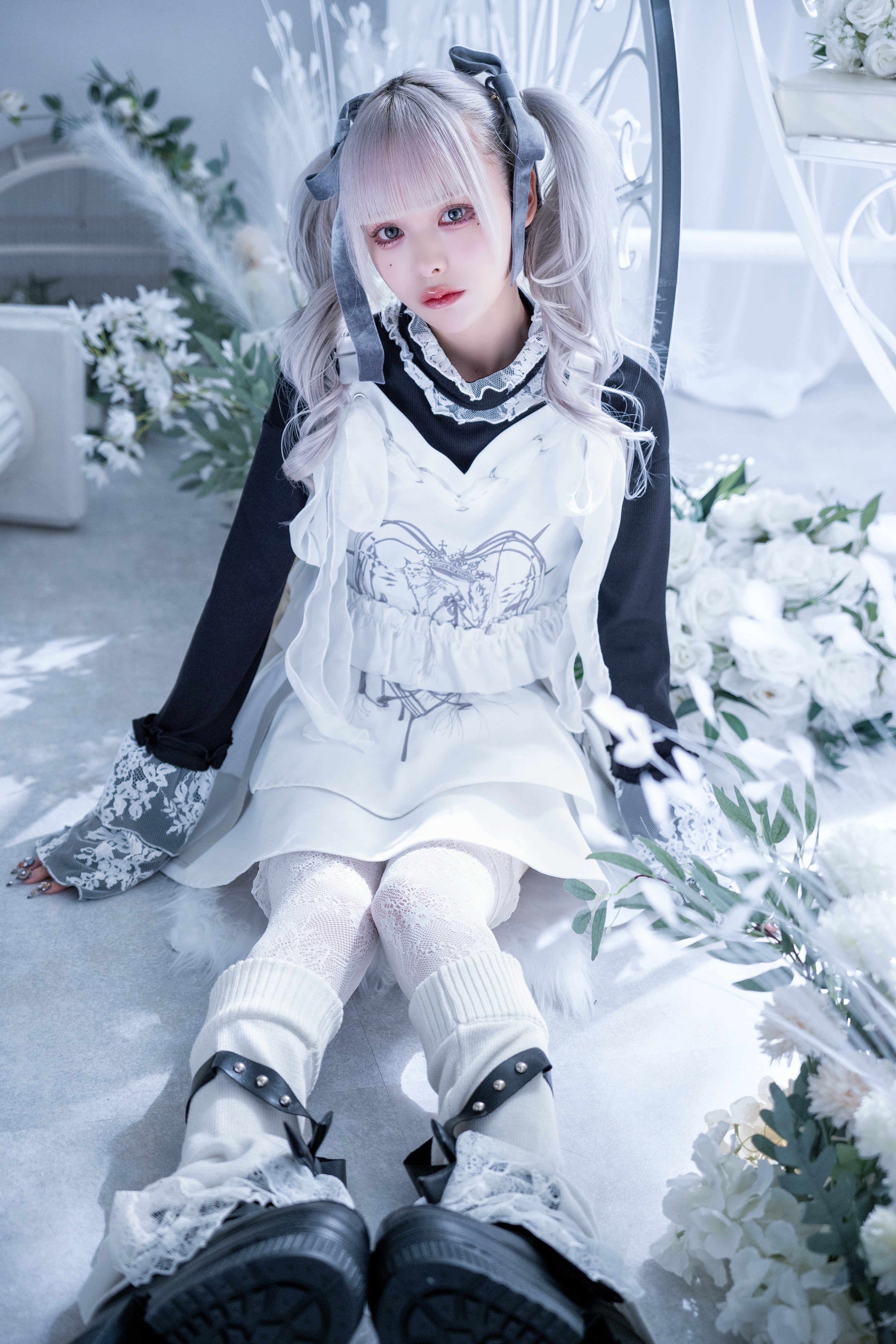 doll cat crown setup white