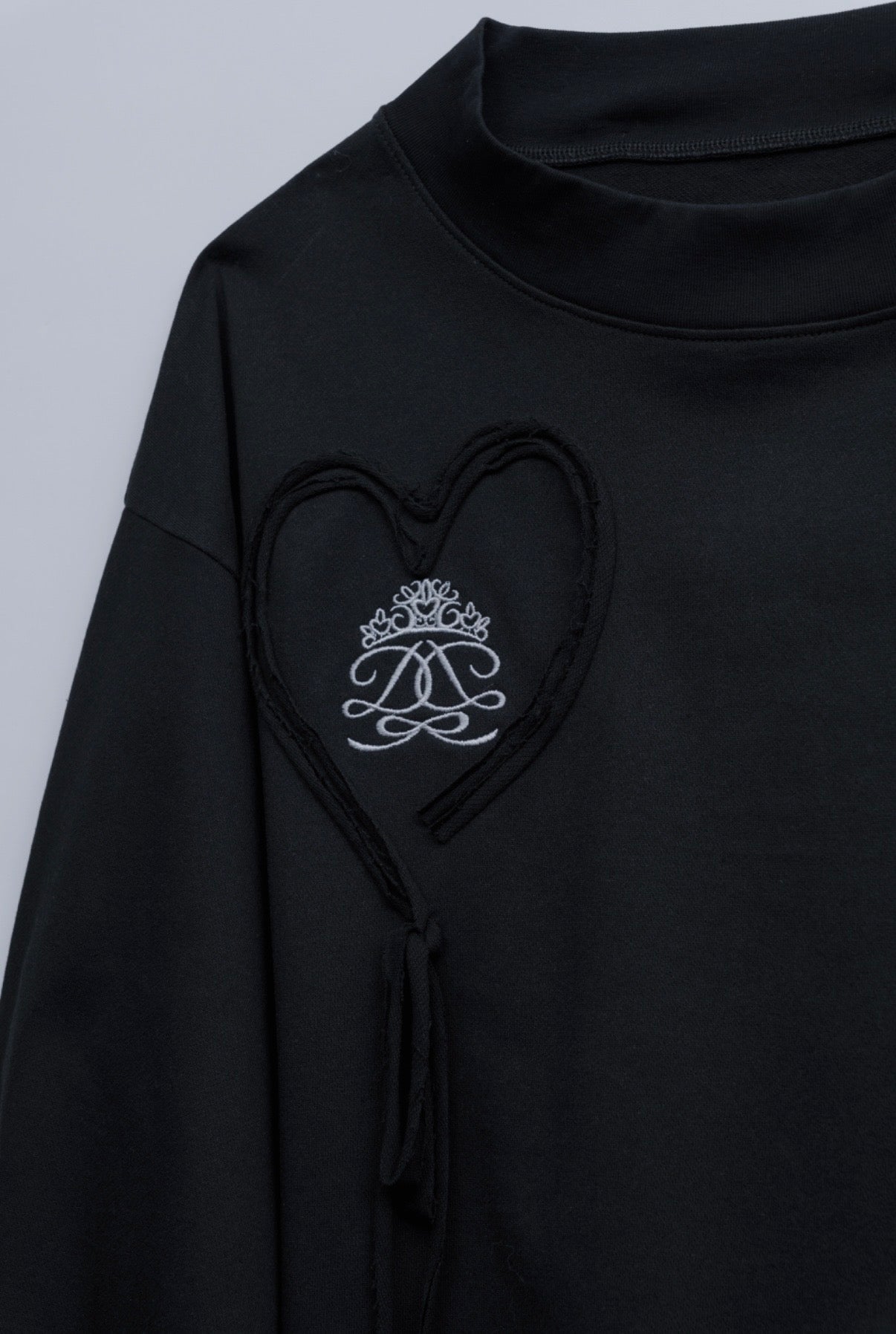 doll heart ribbon sweat black