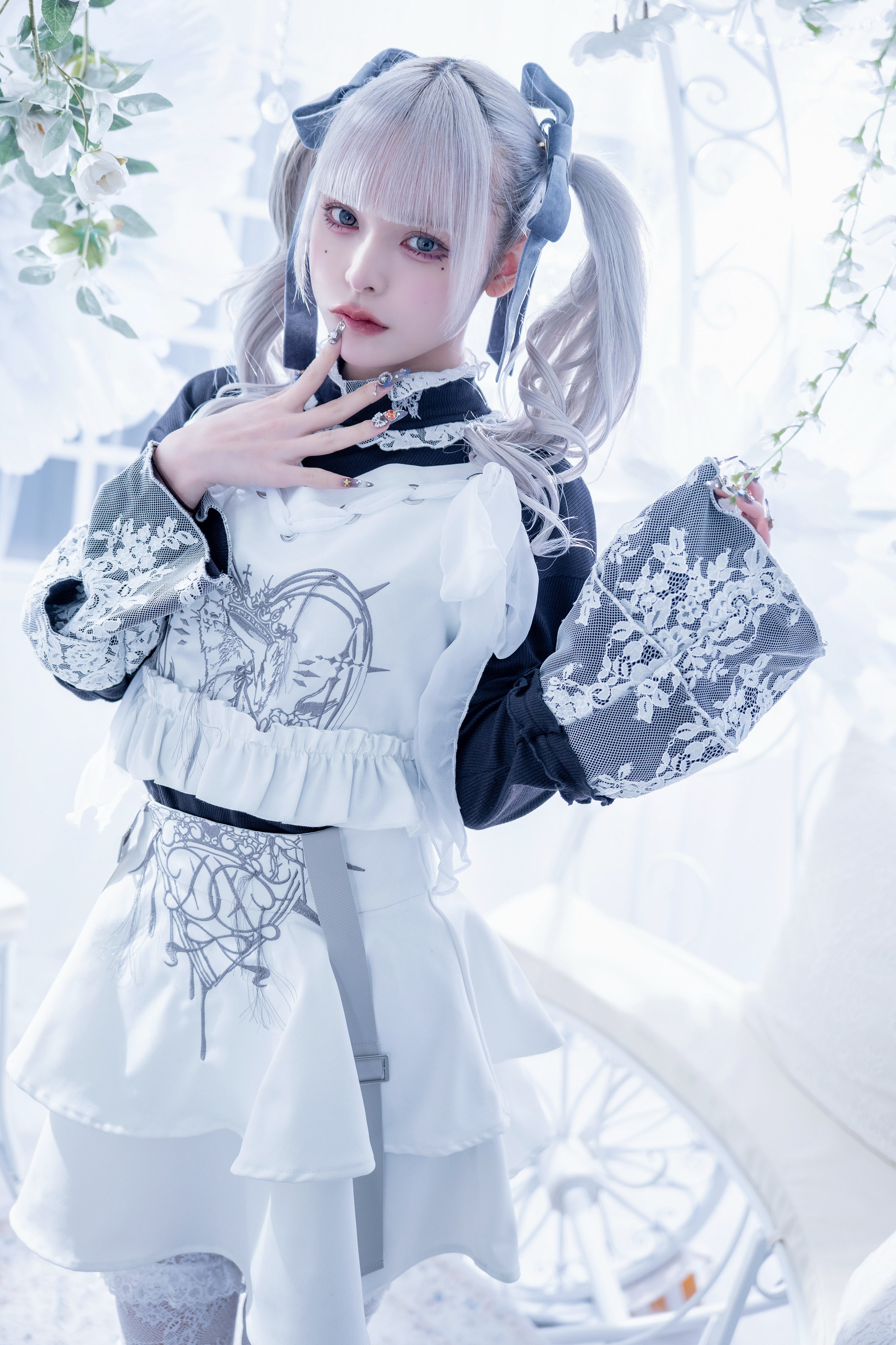 doll cat crown setup white