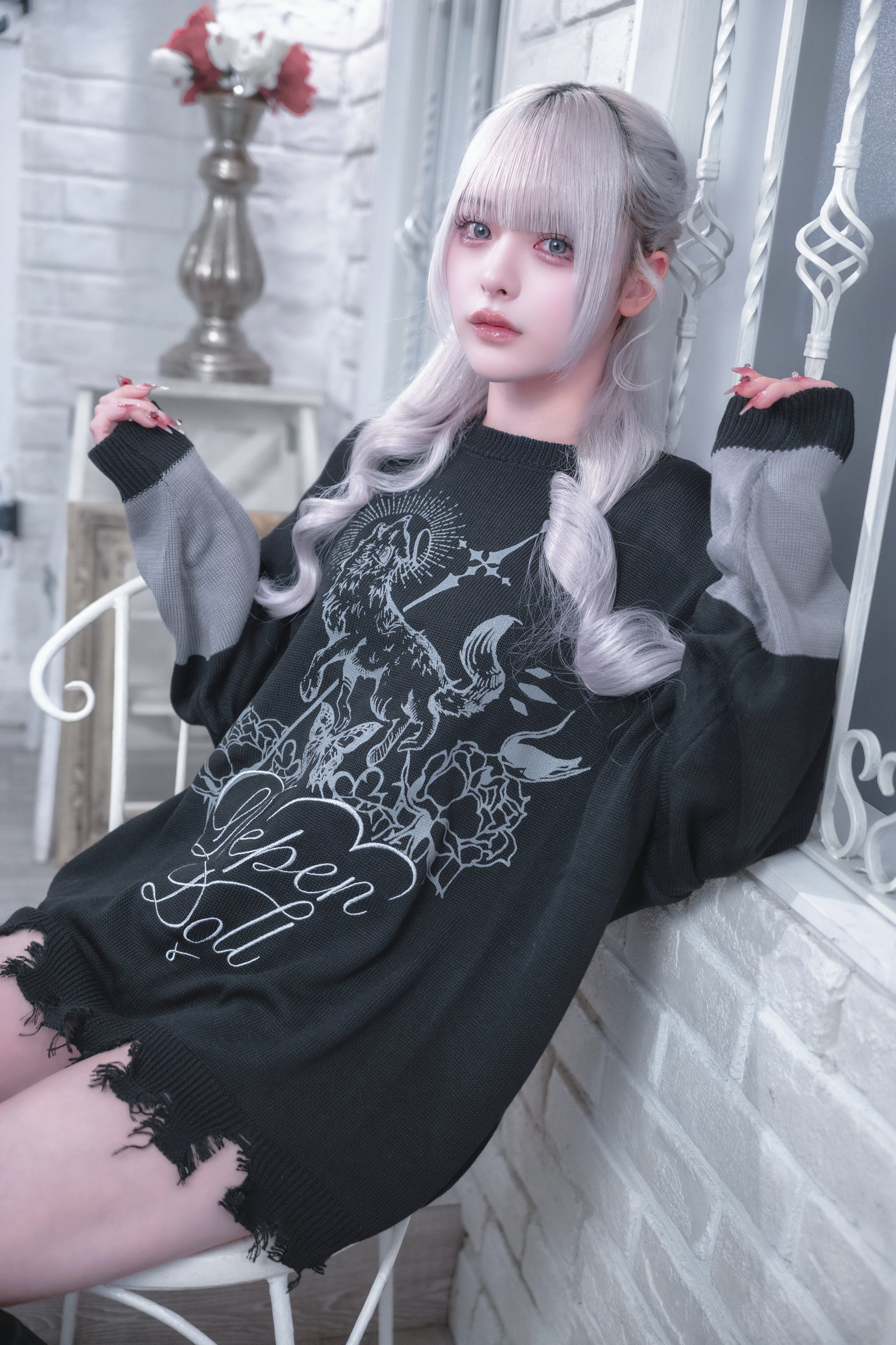 dd wolf knit sweater black