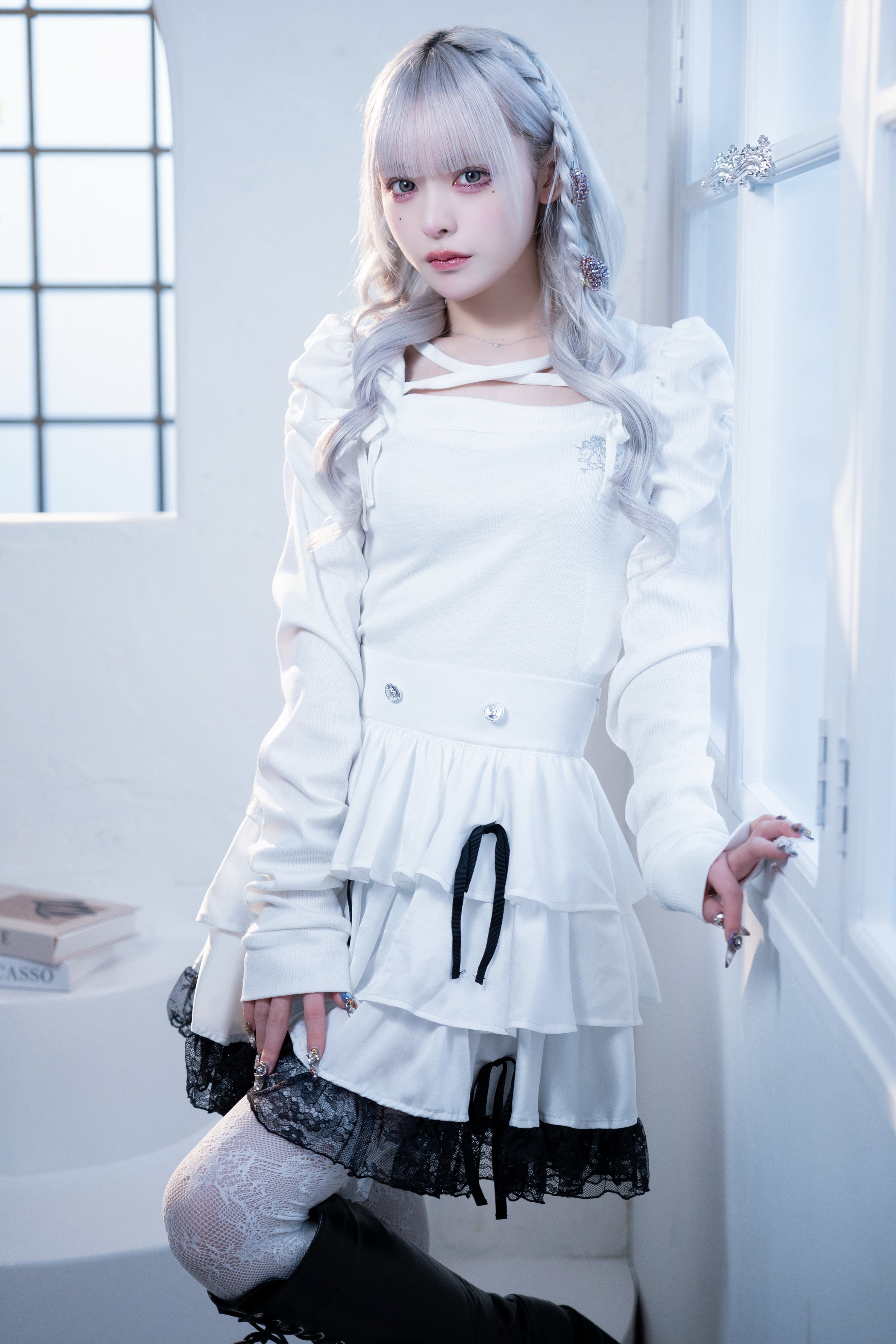 back ribbon doll knit white