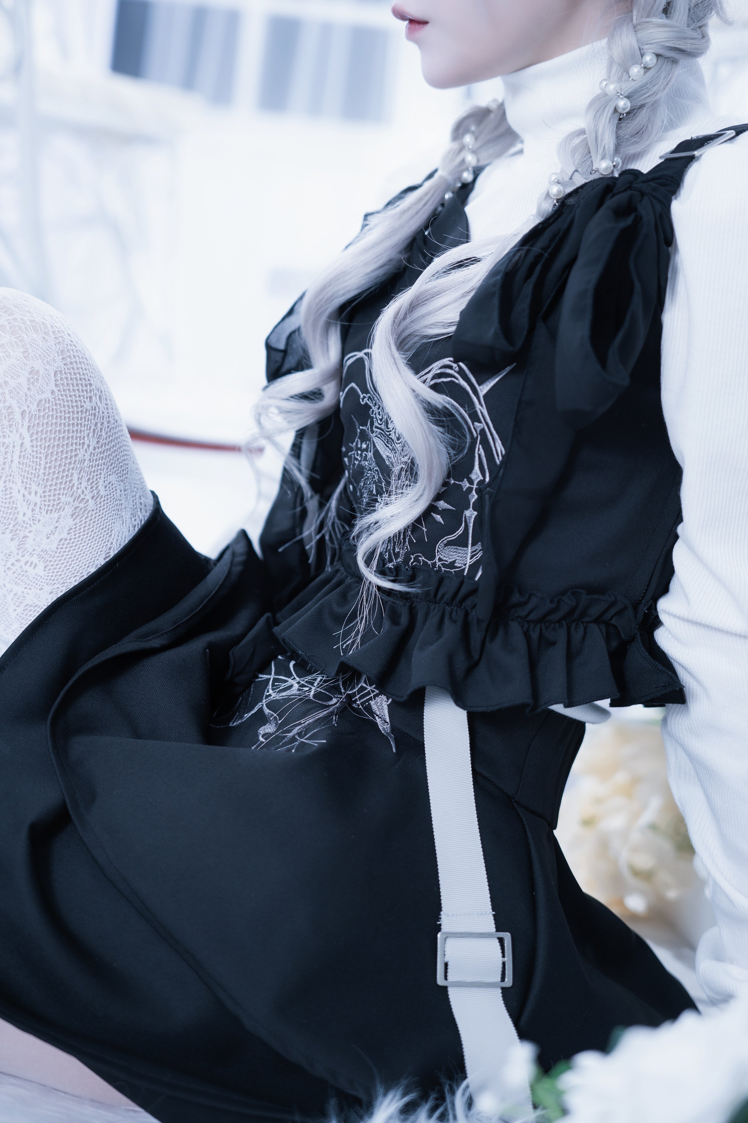 doll cat crown setup black