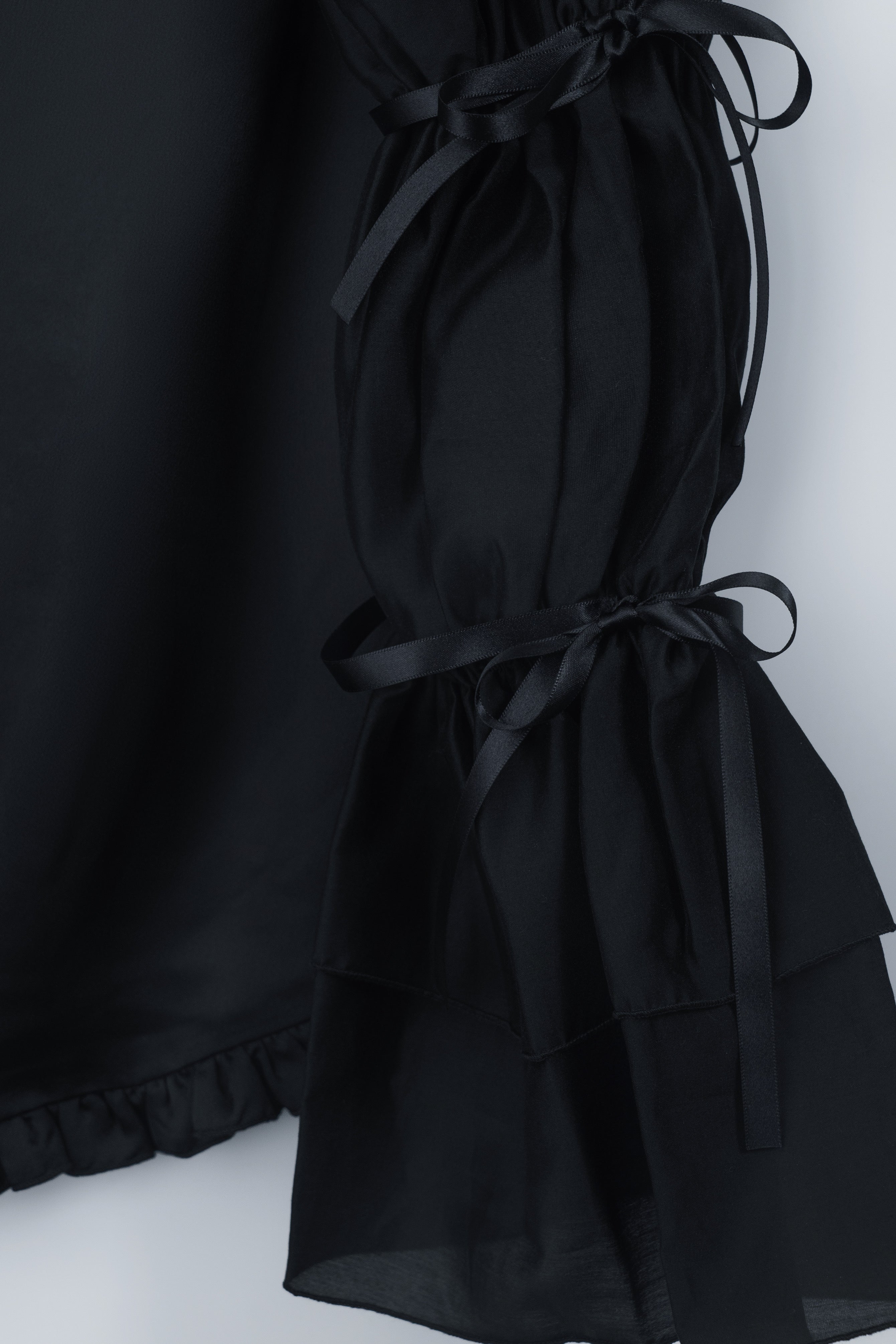 doll chiffon puff blouse black