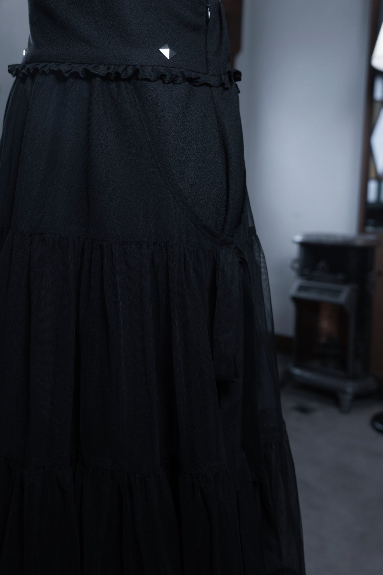 dd side ribbon tulle skirt