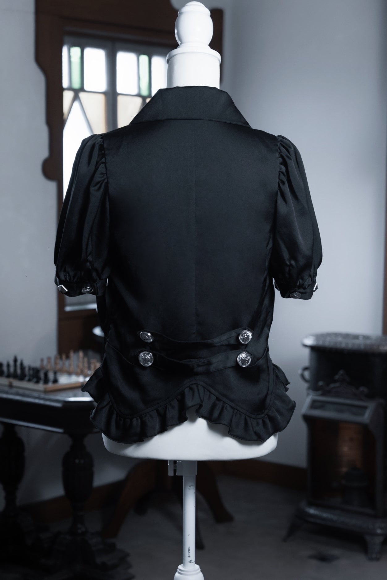 pleats puff blouse black