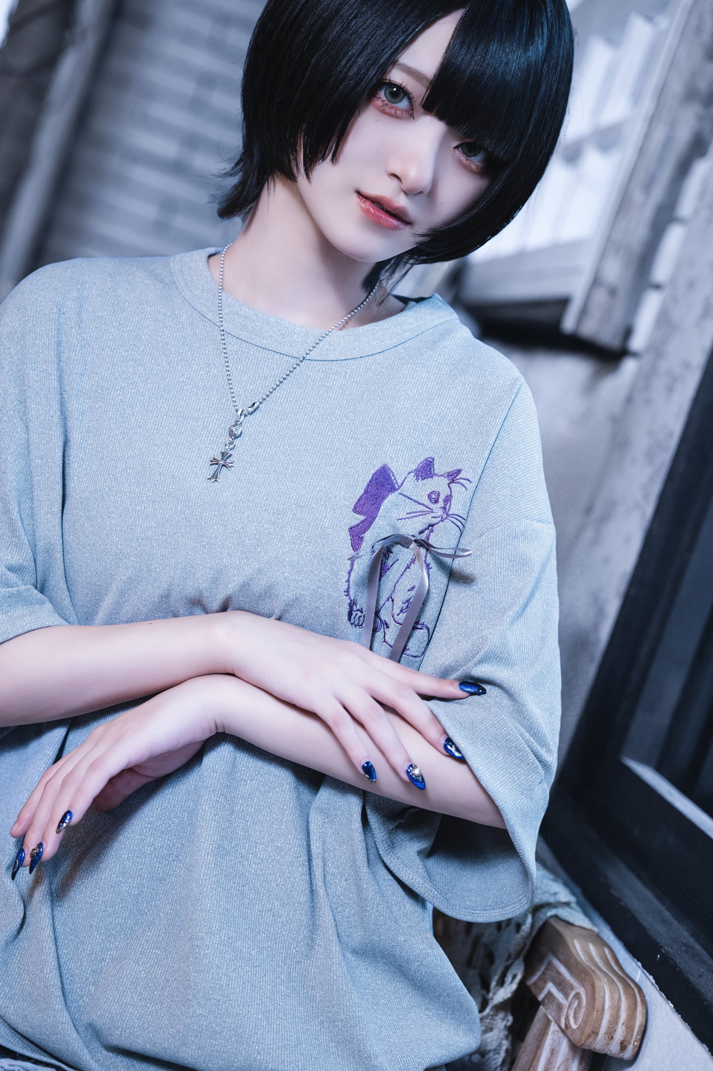 dd cat ribbon Tee gray