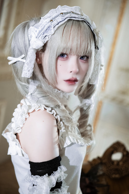 lace ribbon head dress white