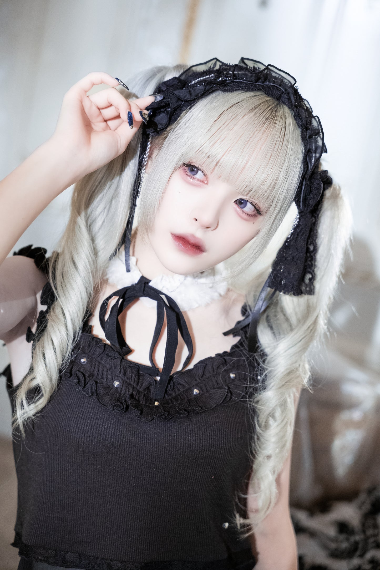 lace ribbon head dress black