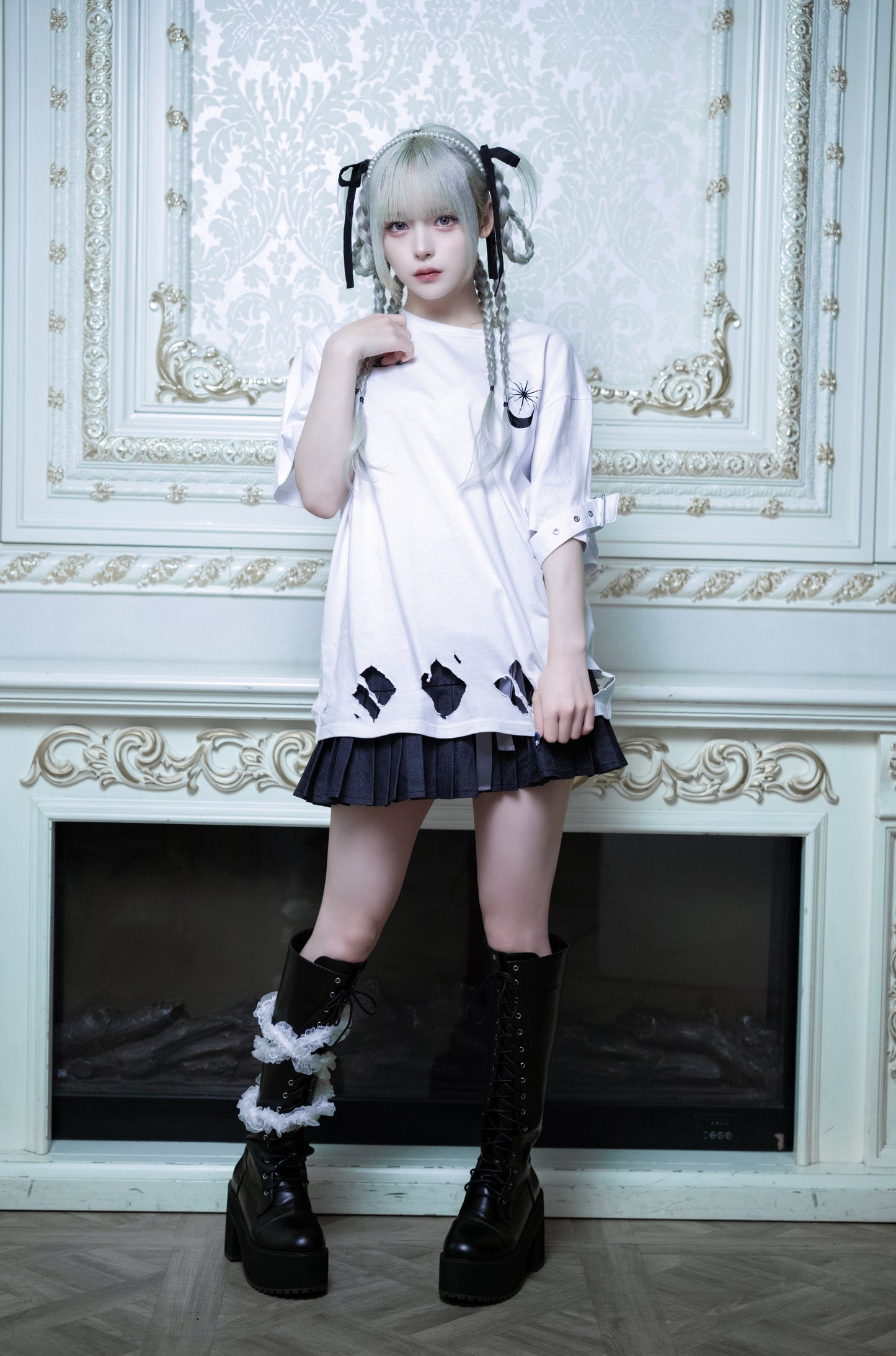 dd moon star Tee white