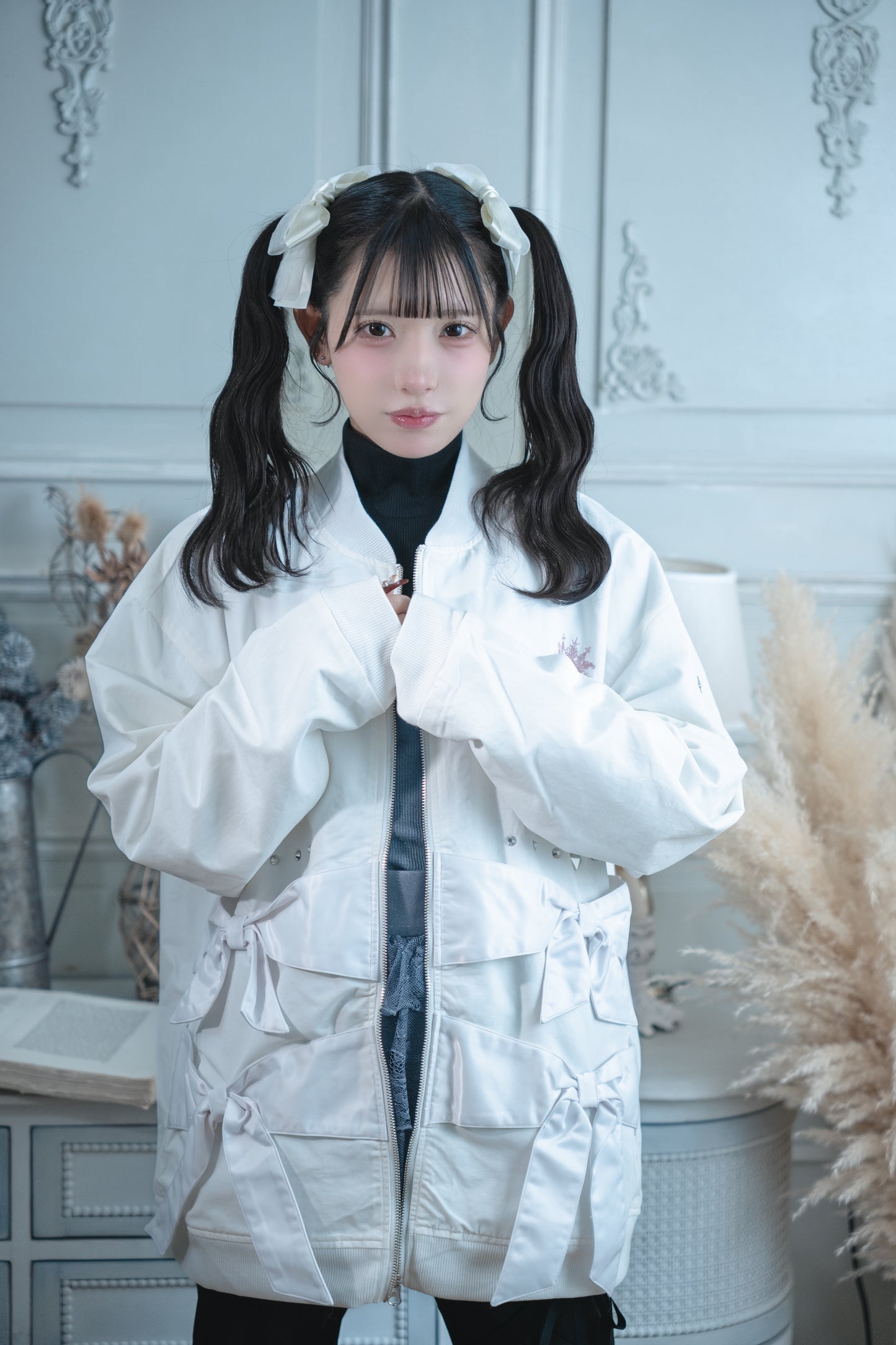 dd double ribbon blouson white