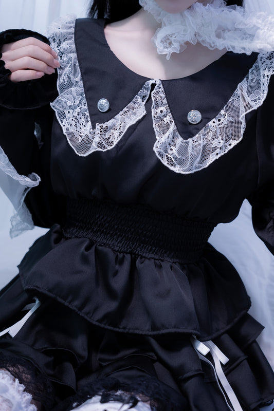 doll button frill skirt black