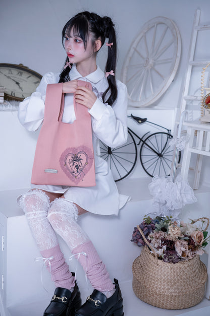 heart race knit tote pink
