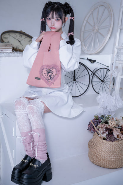 heart race knit tote pink