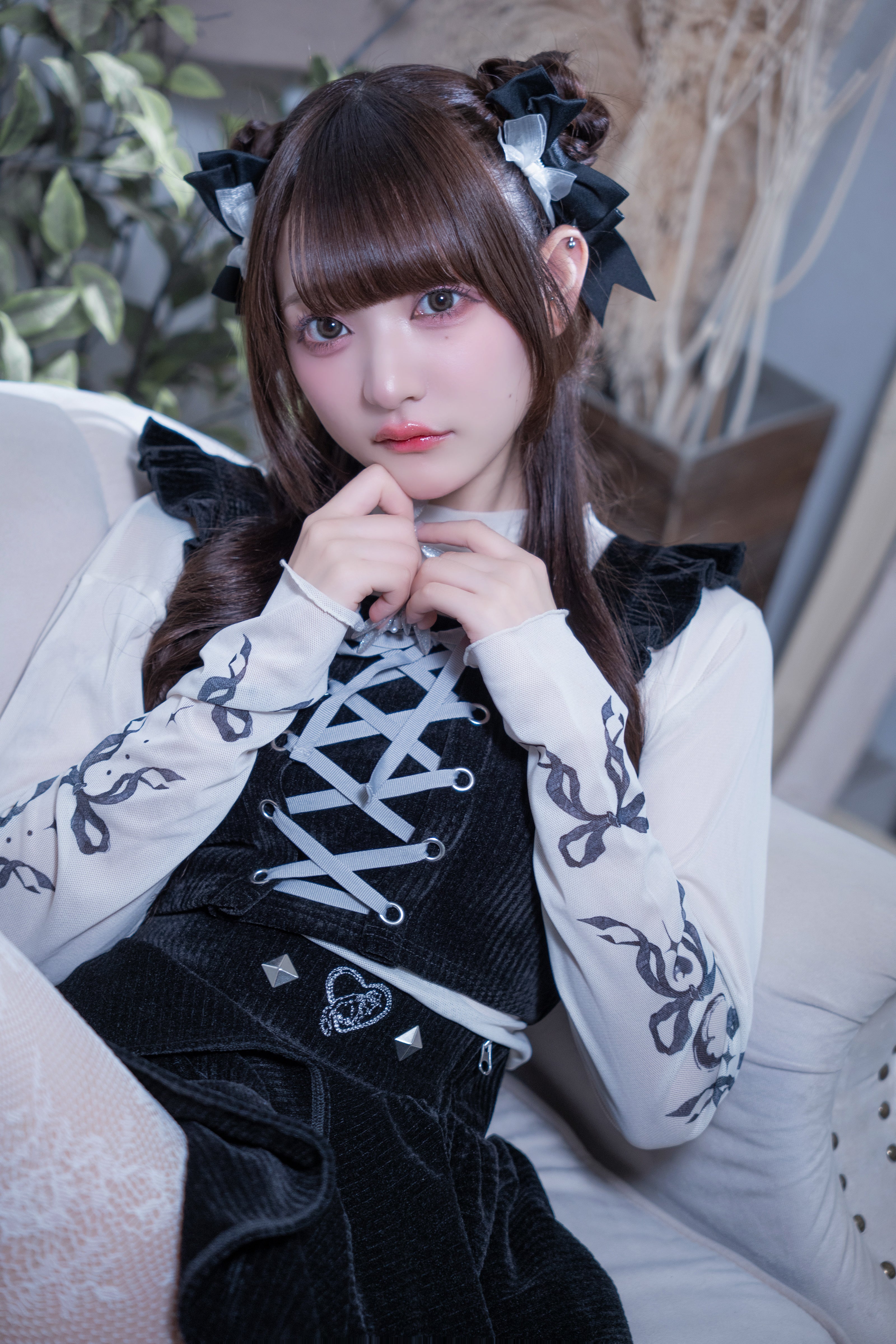 frill knit setup black