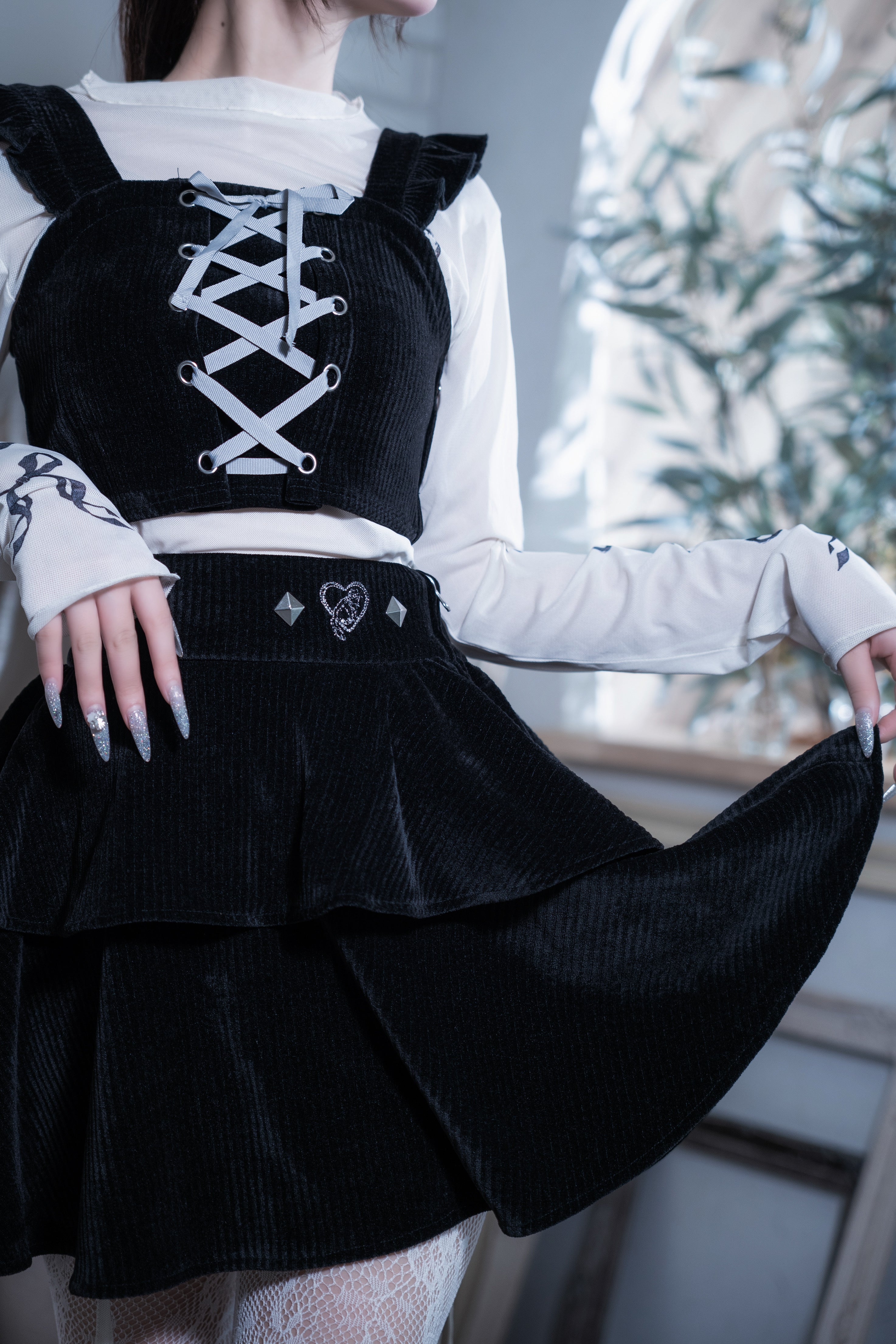 frill knit setup black