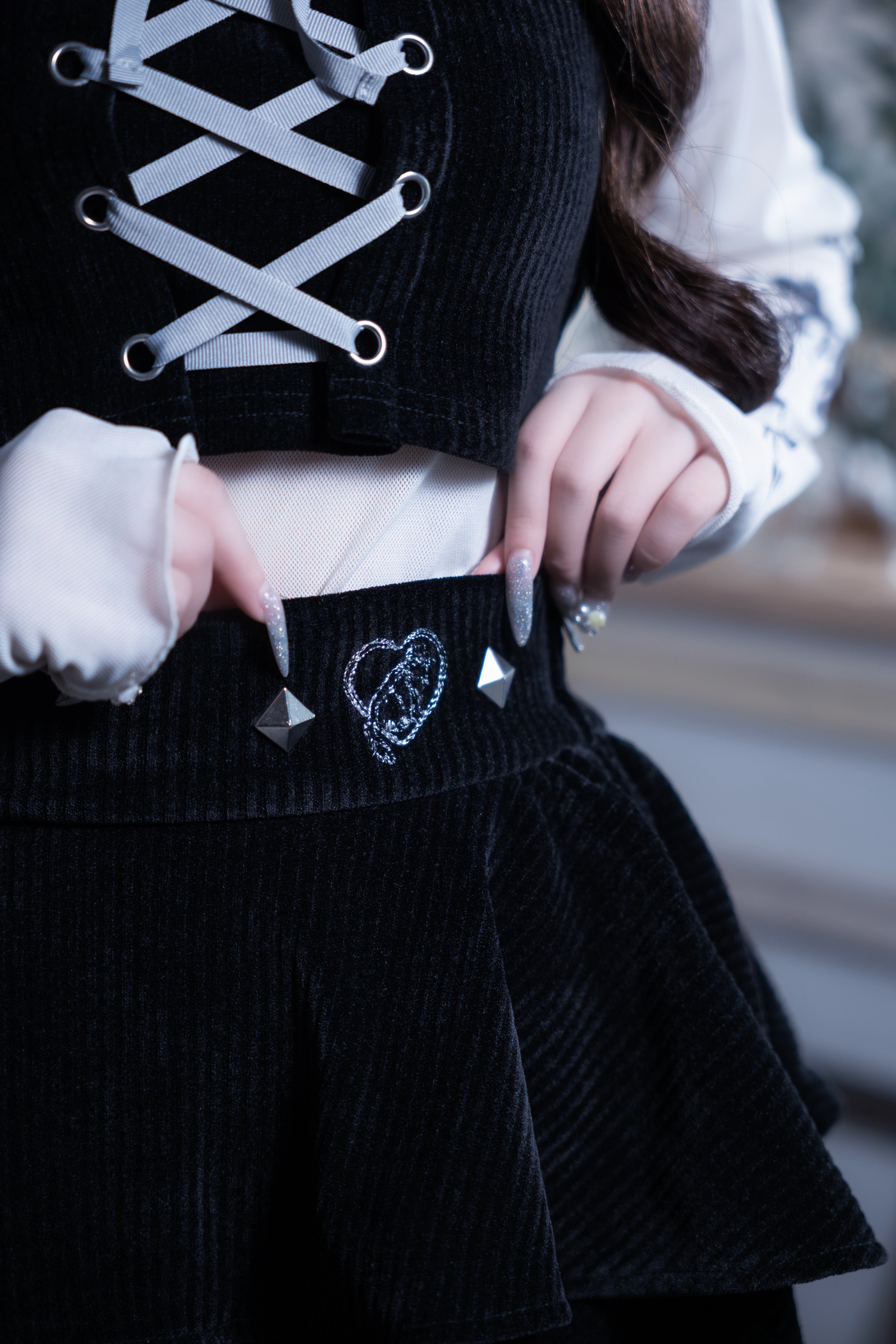 frill knit setup black