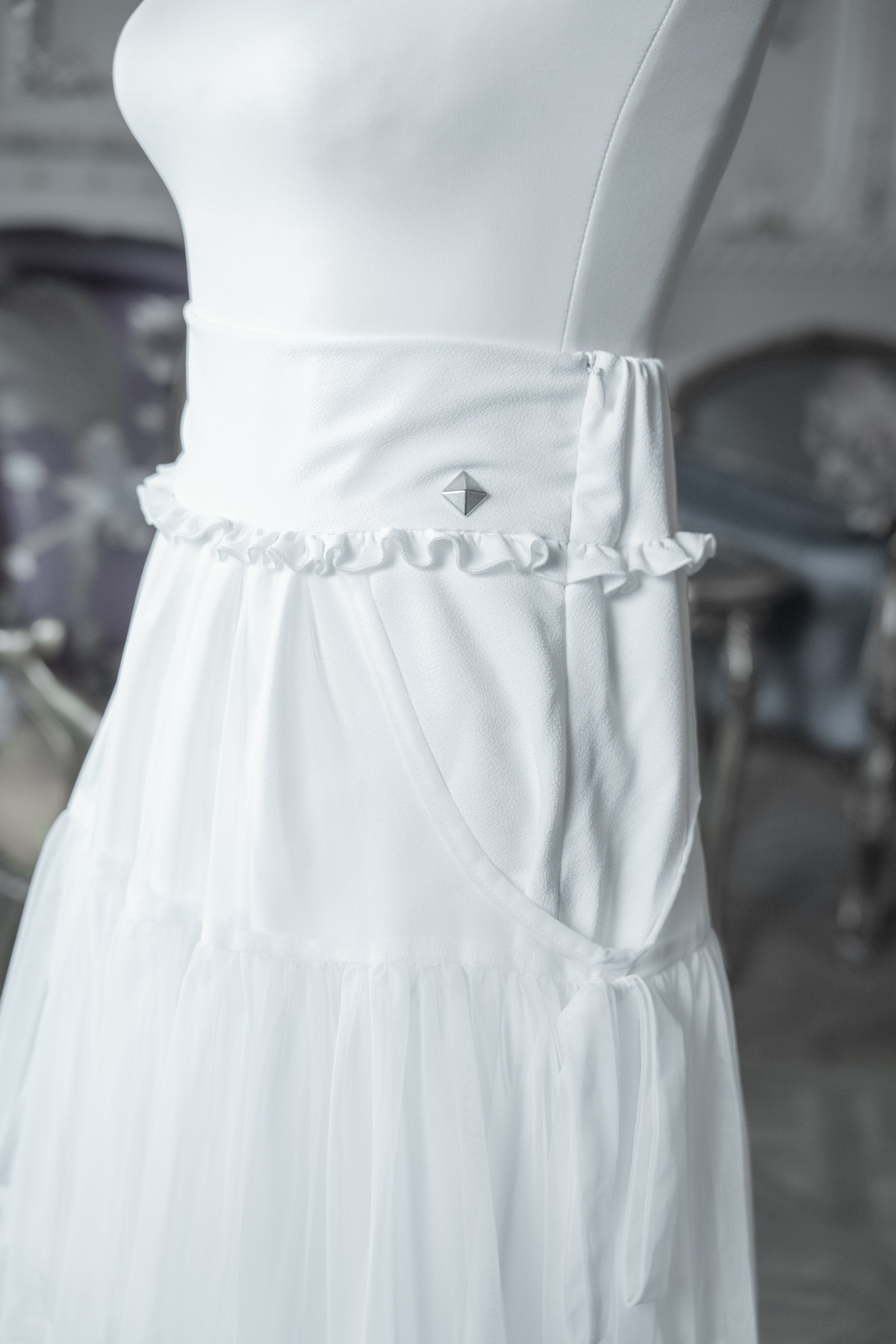 dd side ribbon tulle skirt white