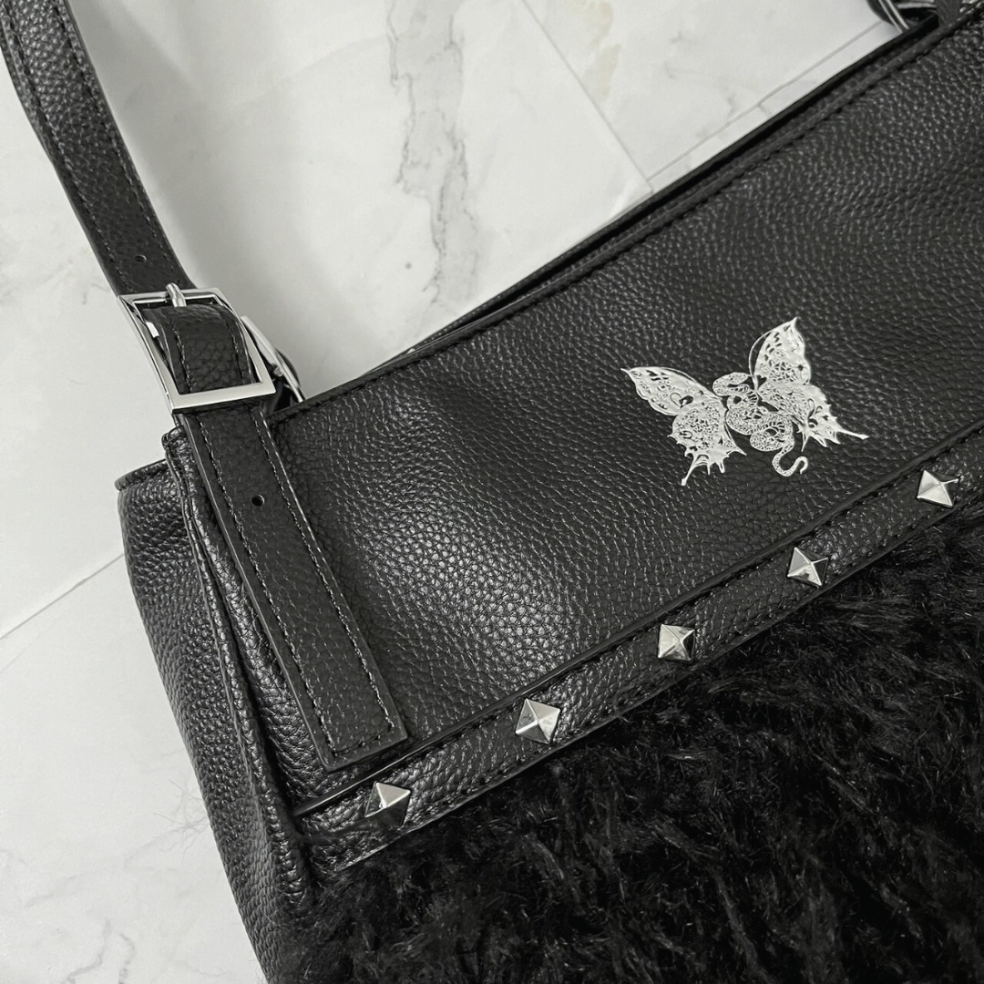 [gibous × dependoll] studs fur bag black