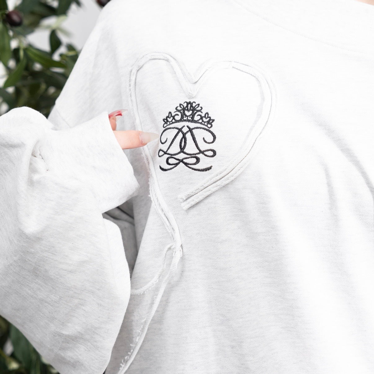 doll heart ribbon sweat grey