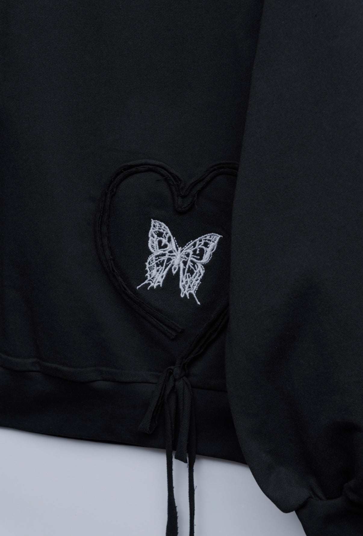 doll heart ribbon sweat black