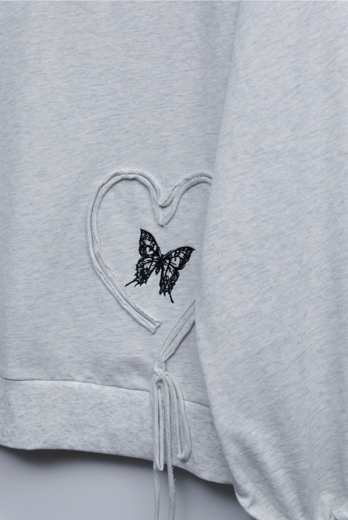 doll heart ribbon sweat grey