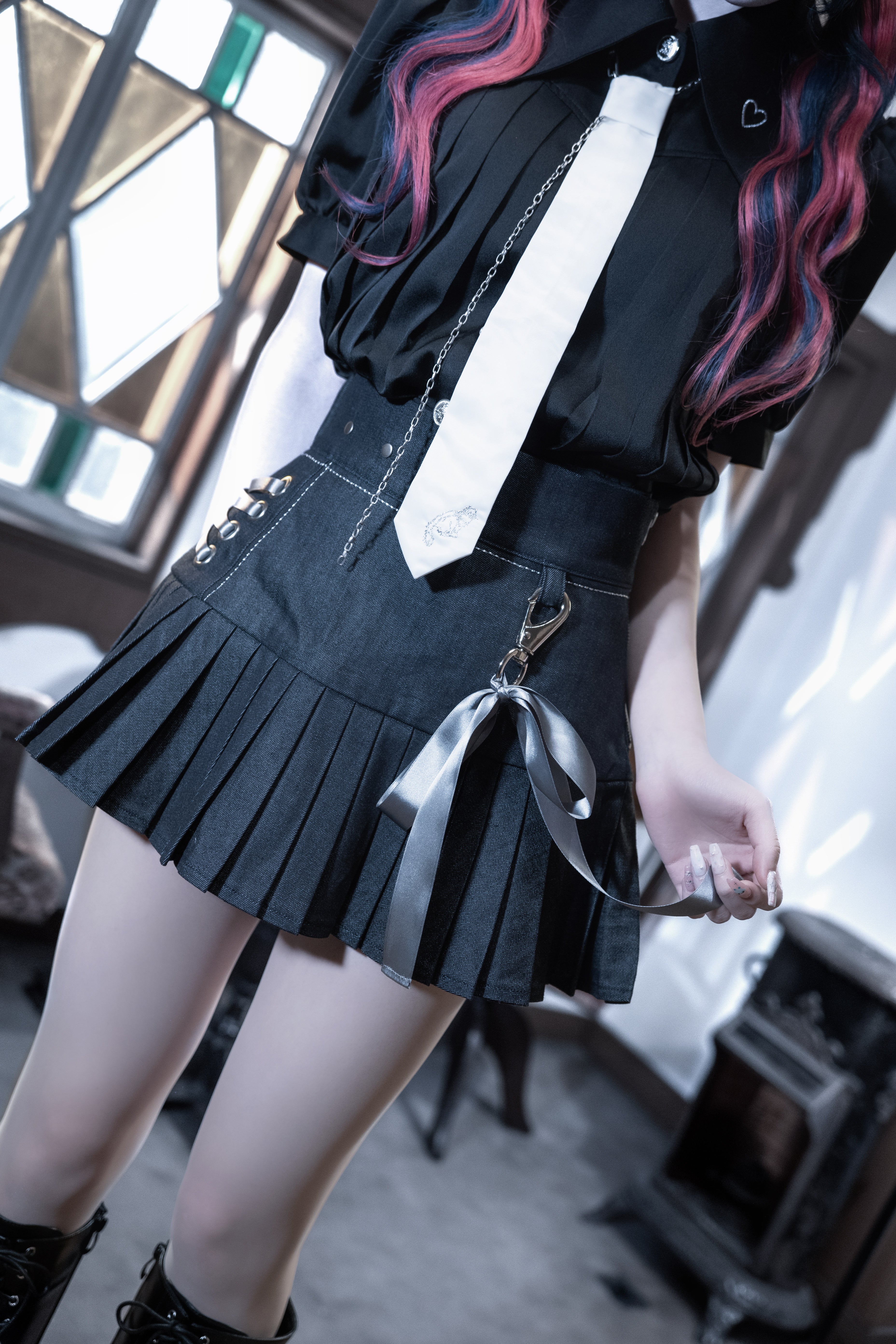 pleats puff blouse black