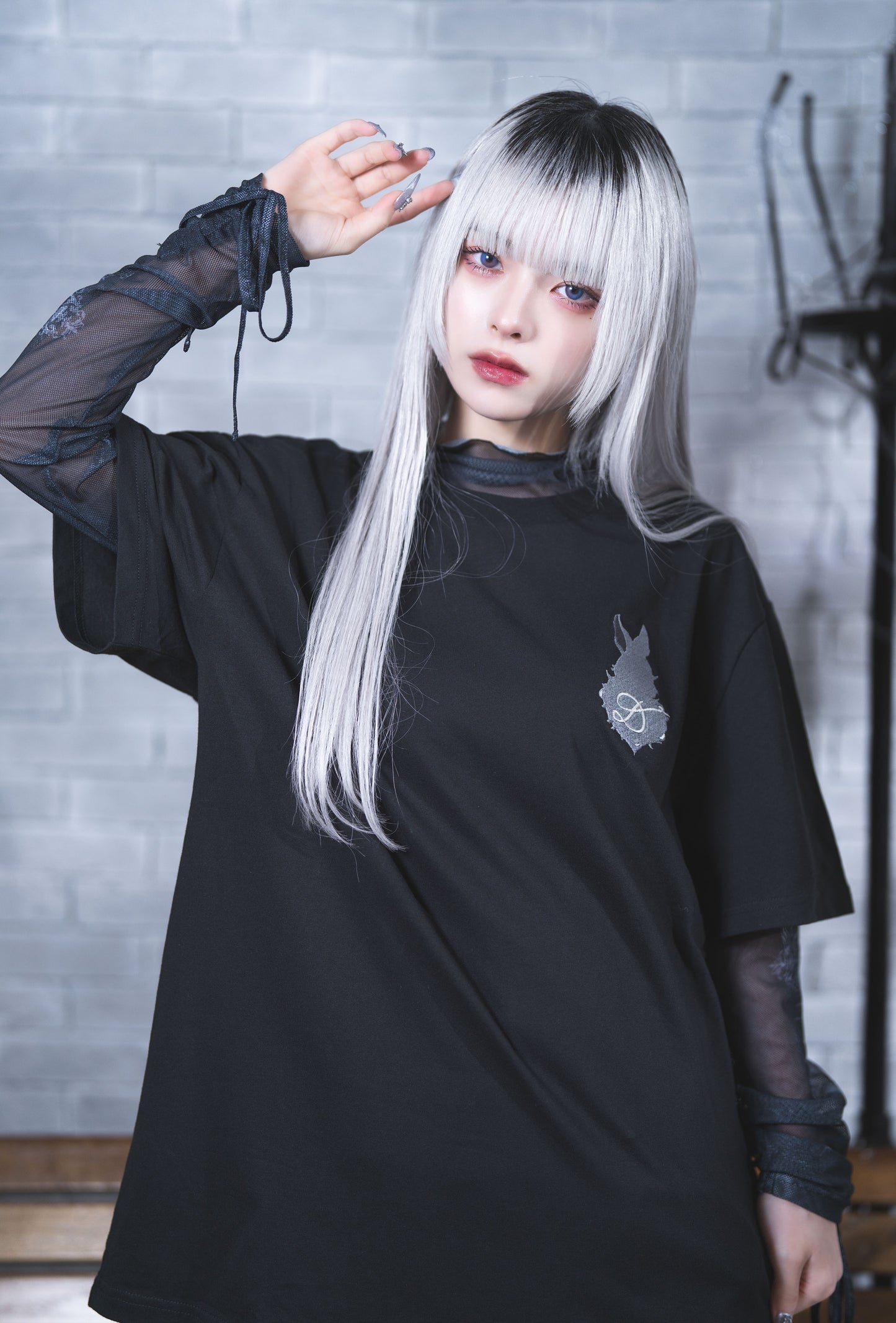 dd rabbit Tee black