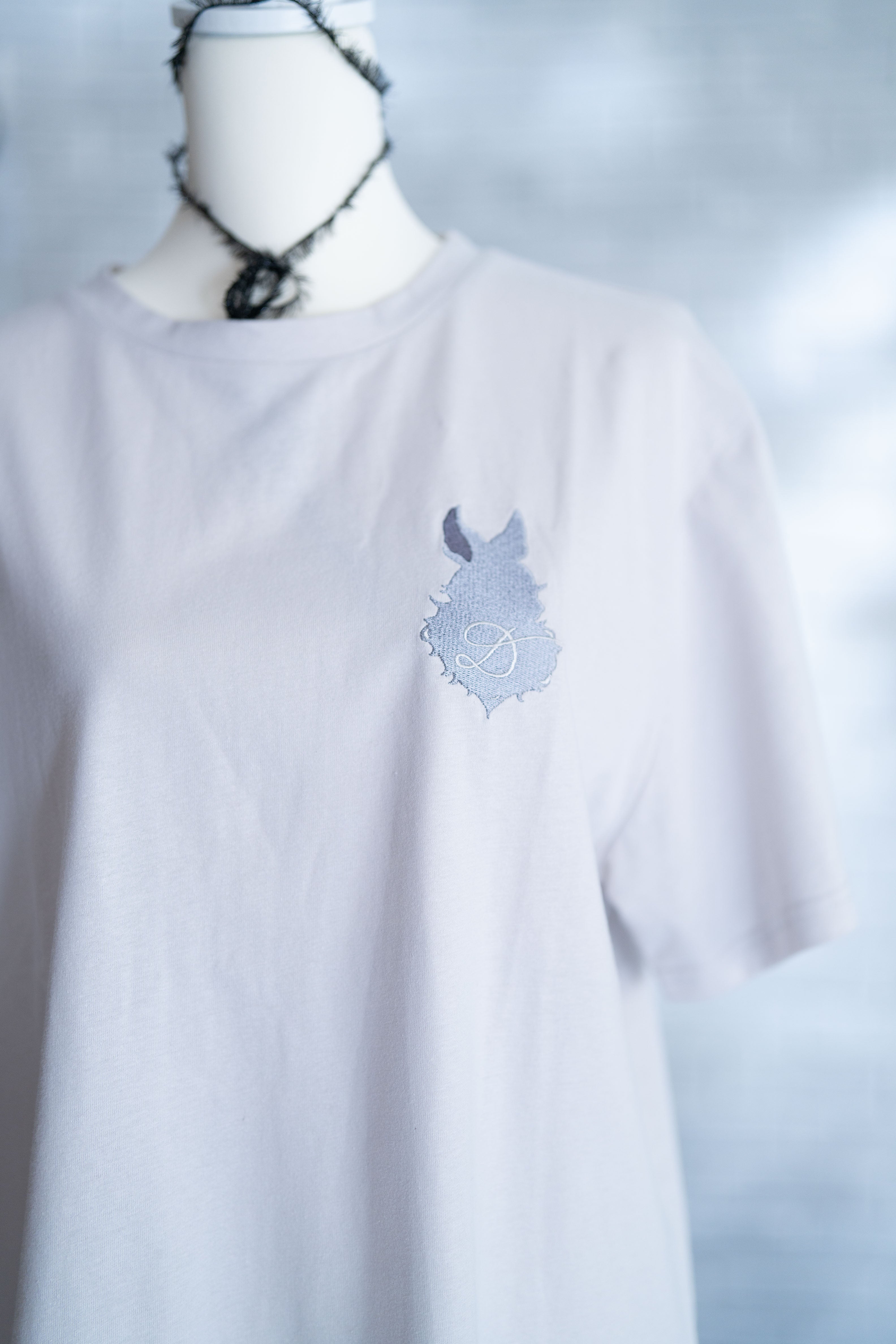 dd rabbit Tee white