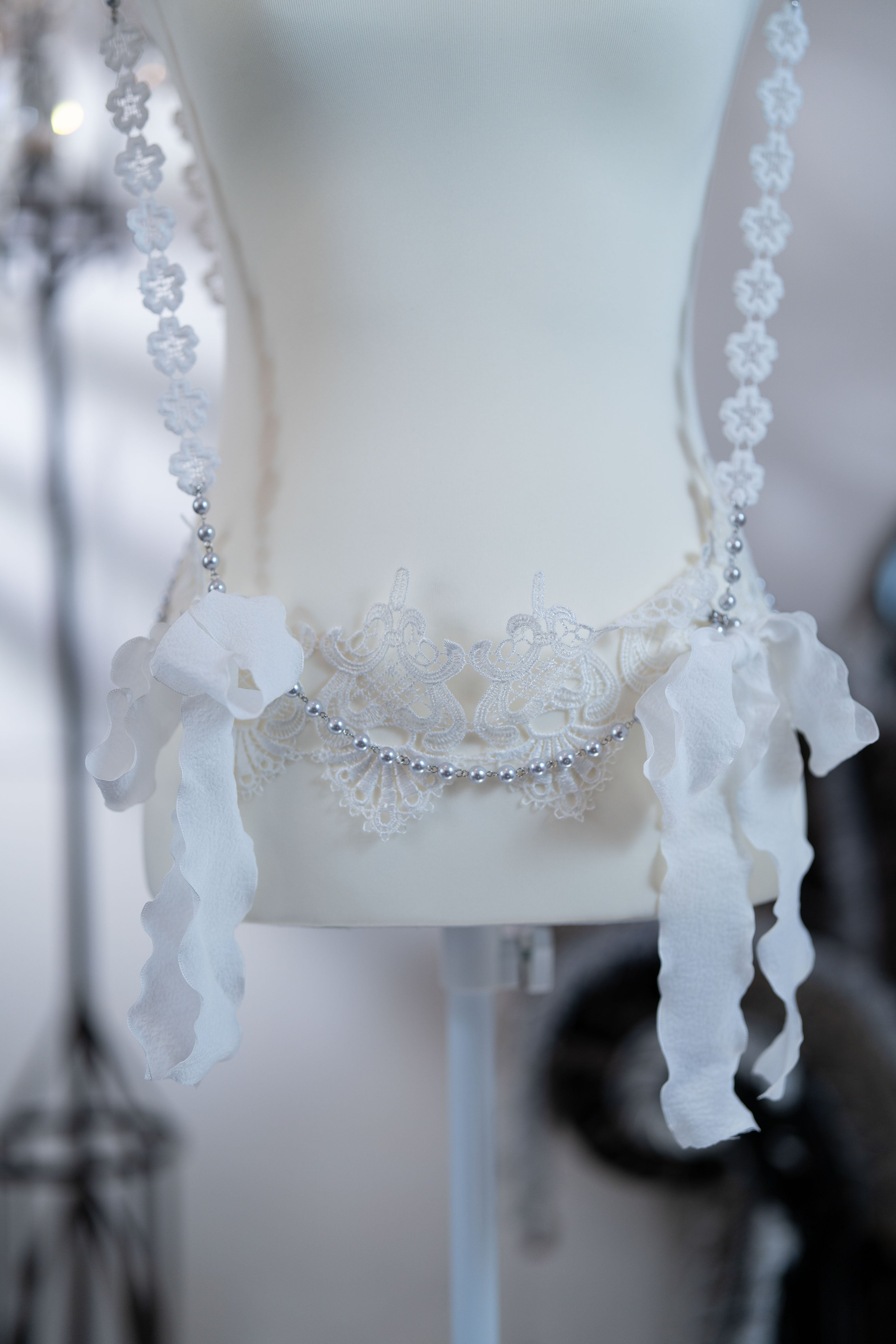 lace perl harness white