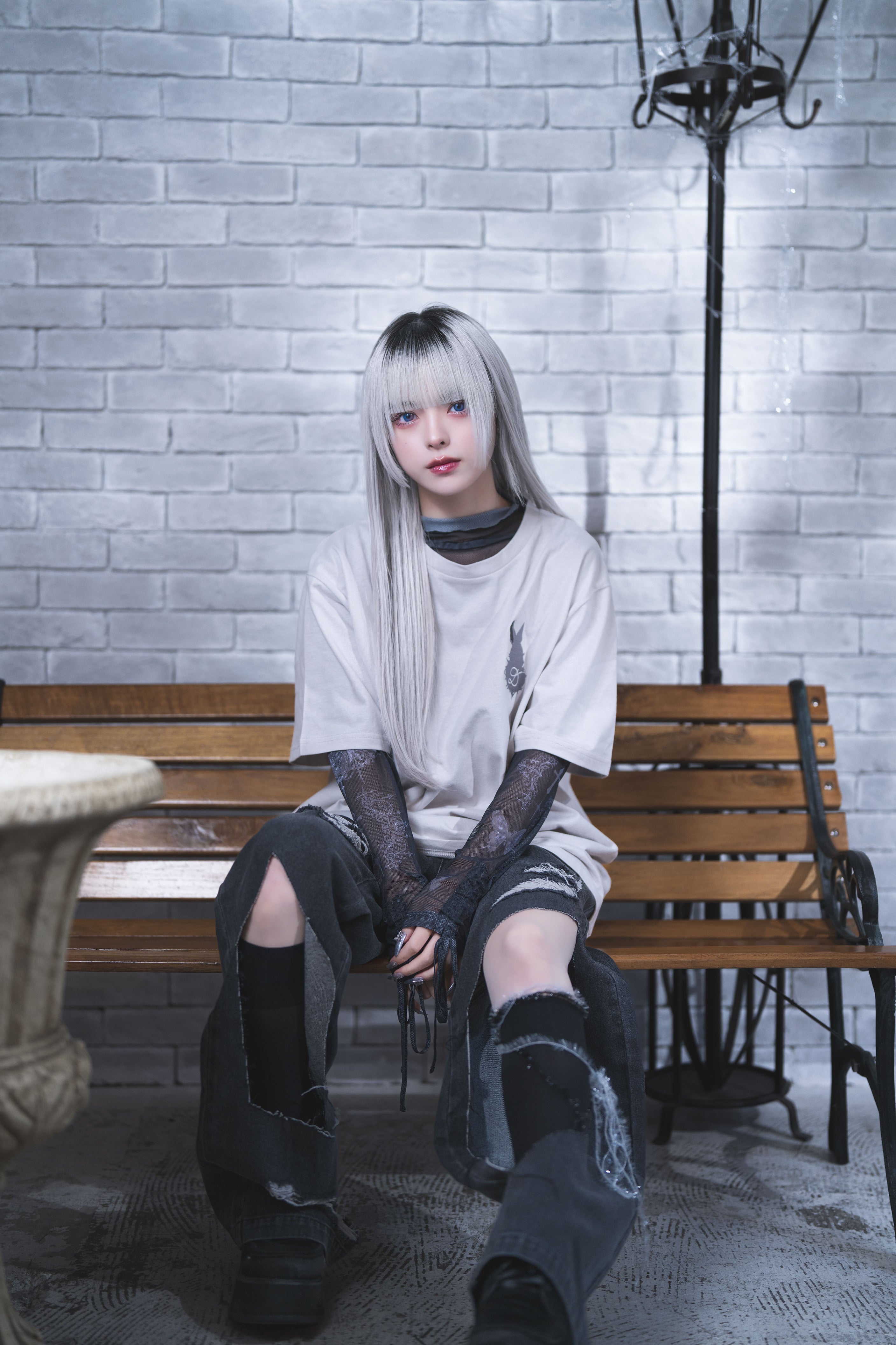 dd rabbit Tee white