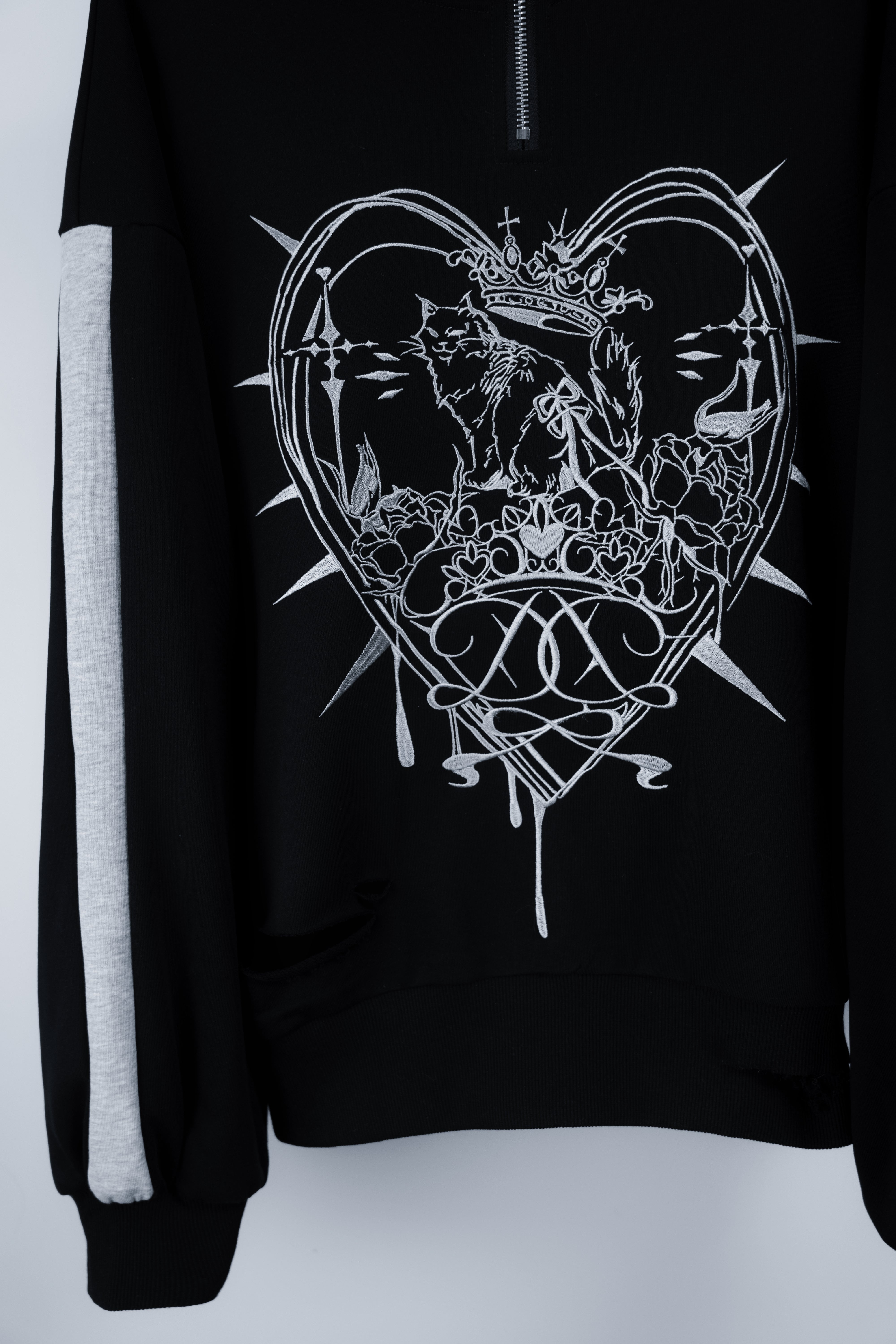 dd cat thorny sweat tops black