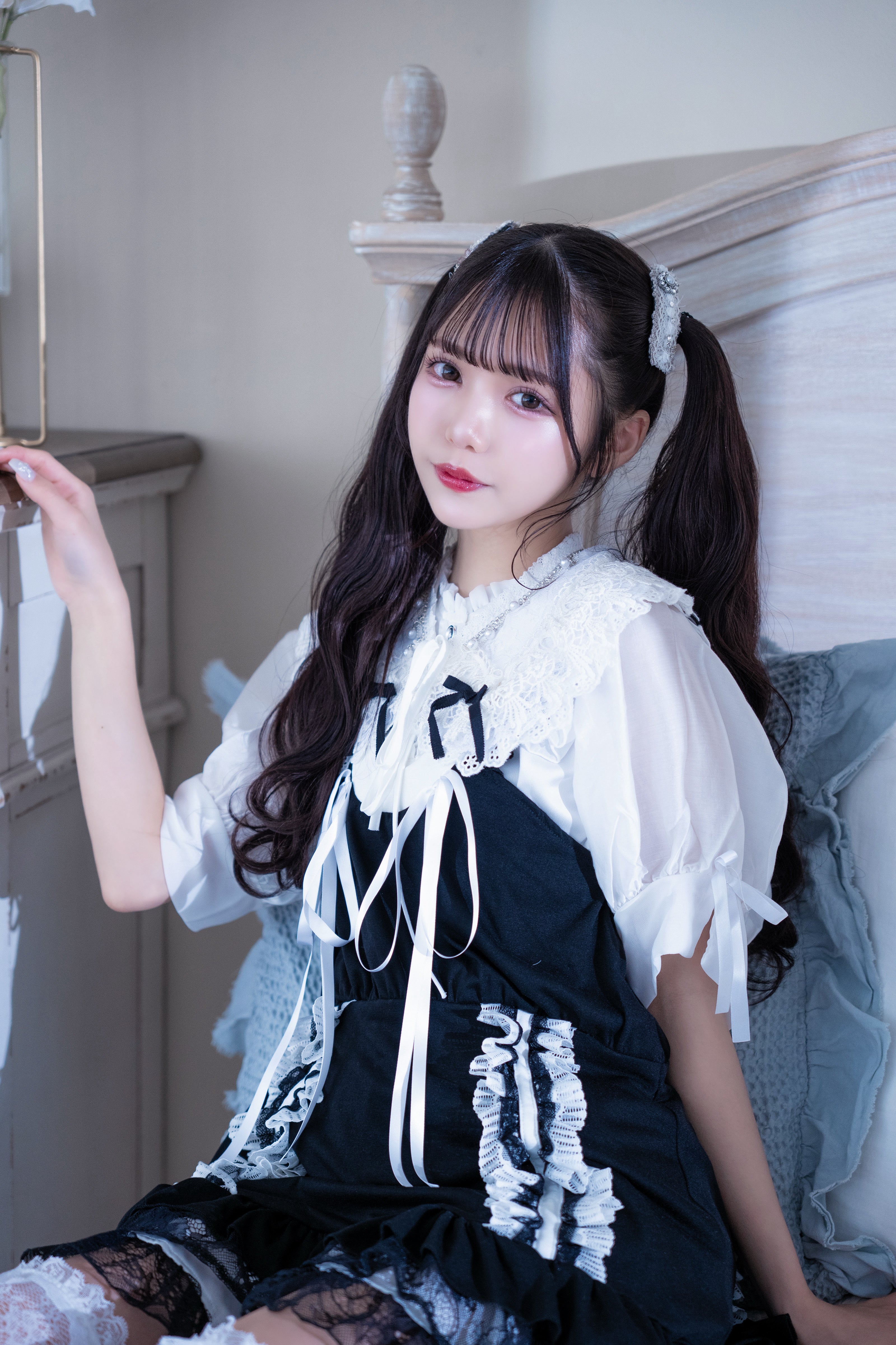 doll race ribbon tunique black