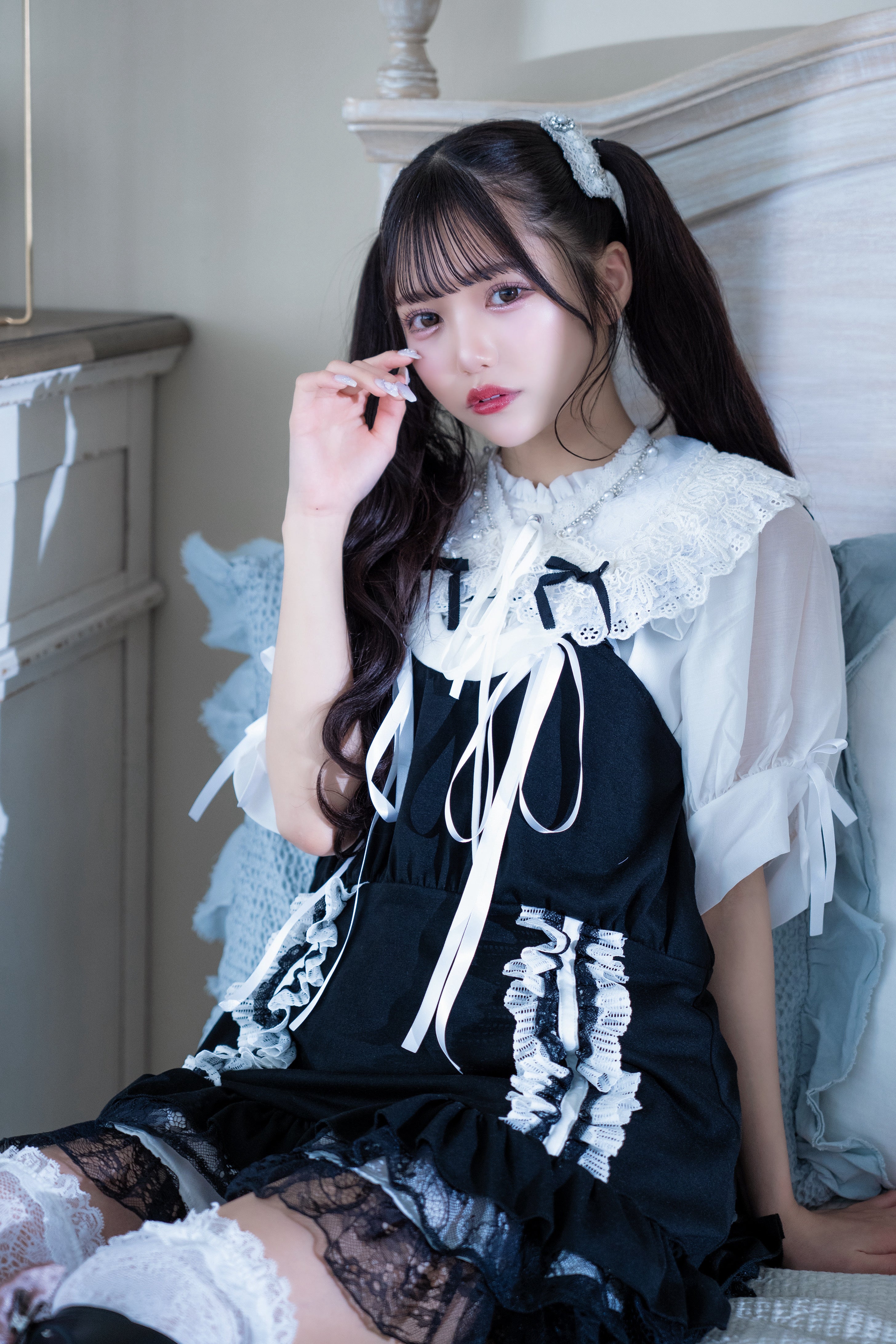doll race ribbon tunique black