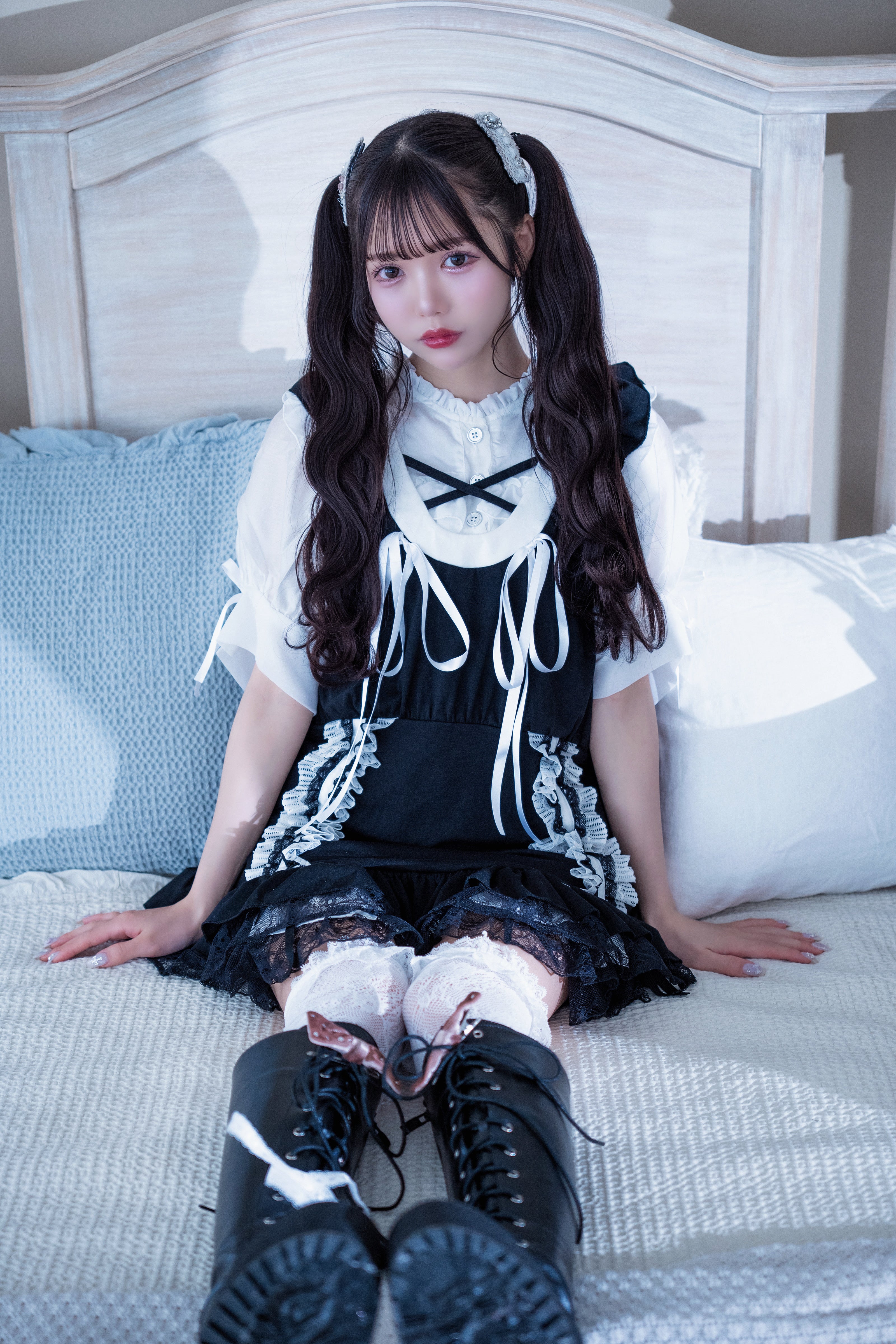 doll race ribbon tunique black