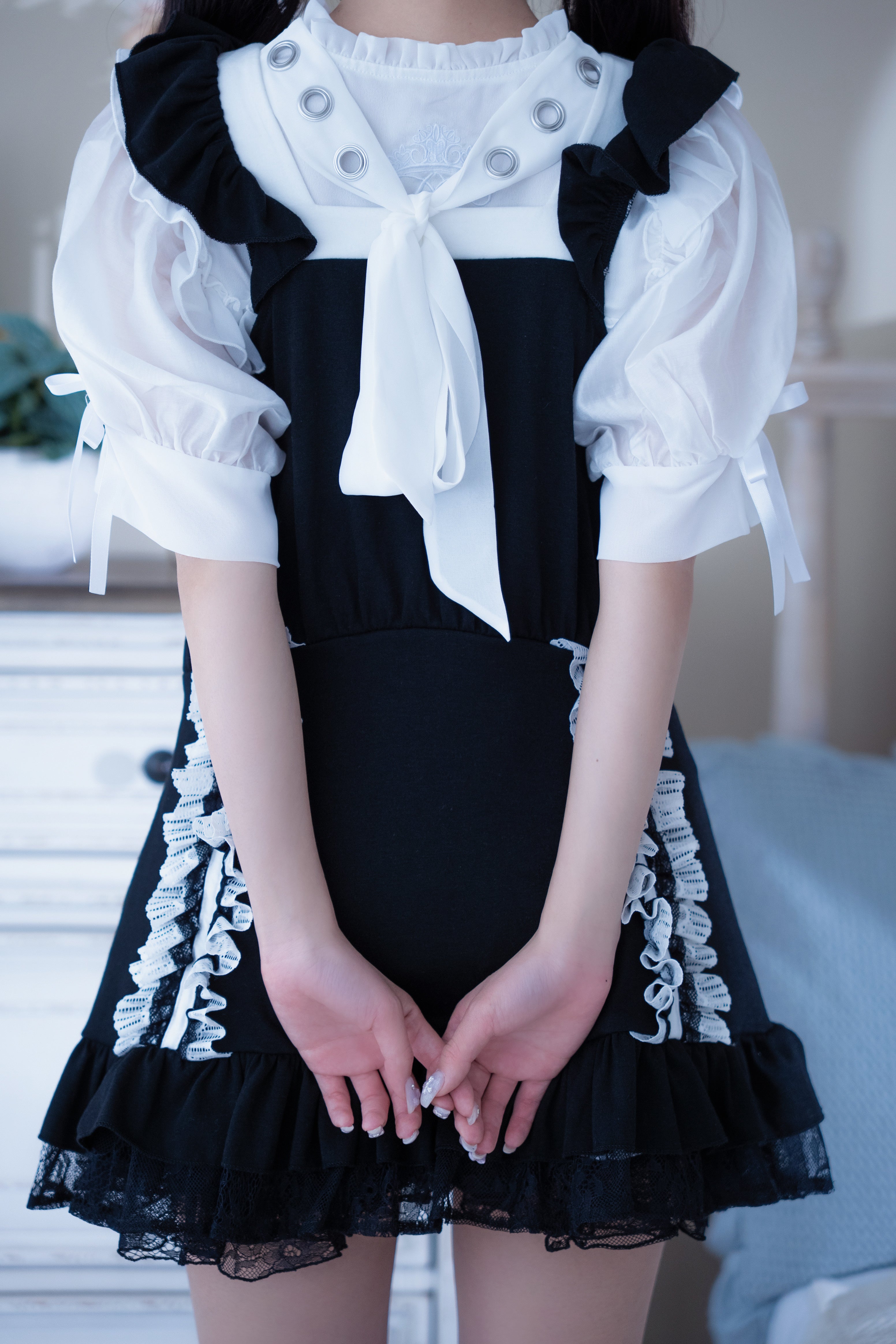 doll race ribbon tunique black