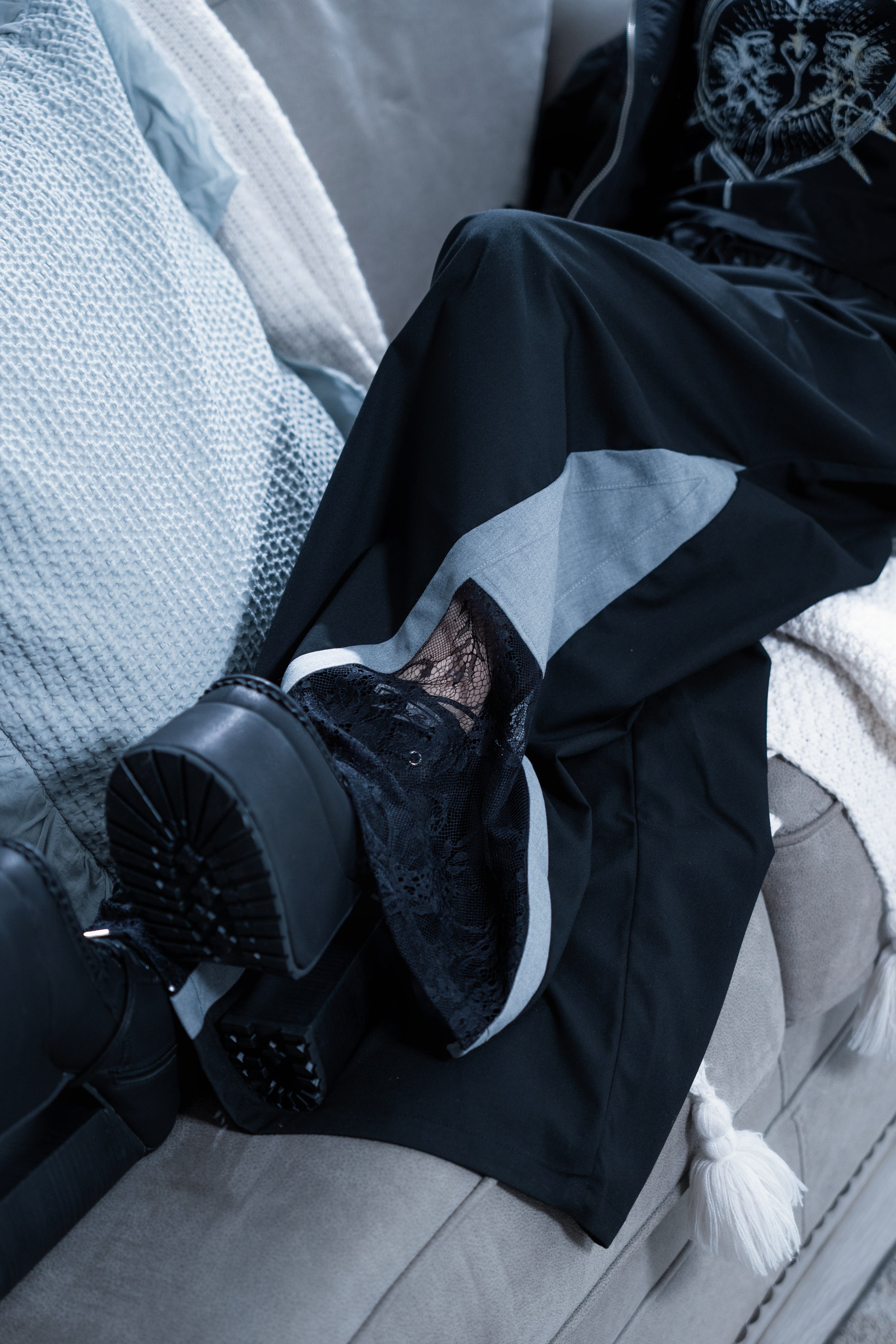 bicolor doll race pants black